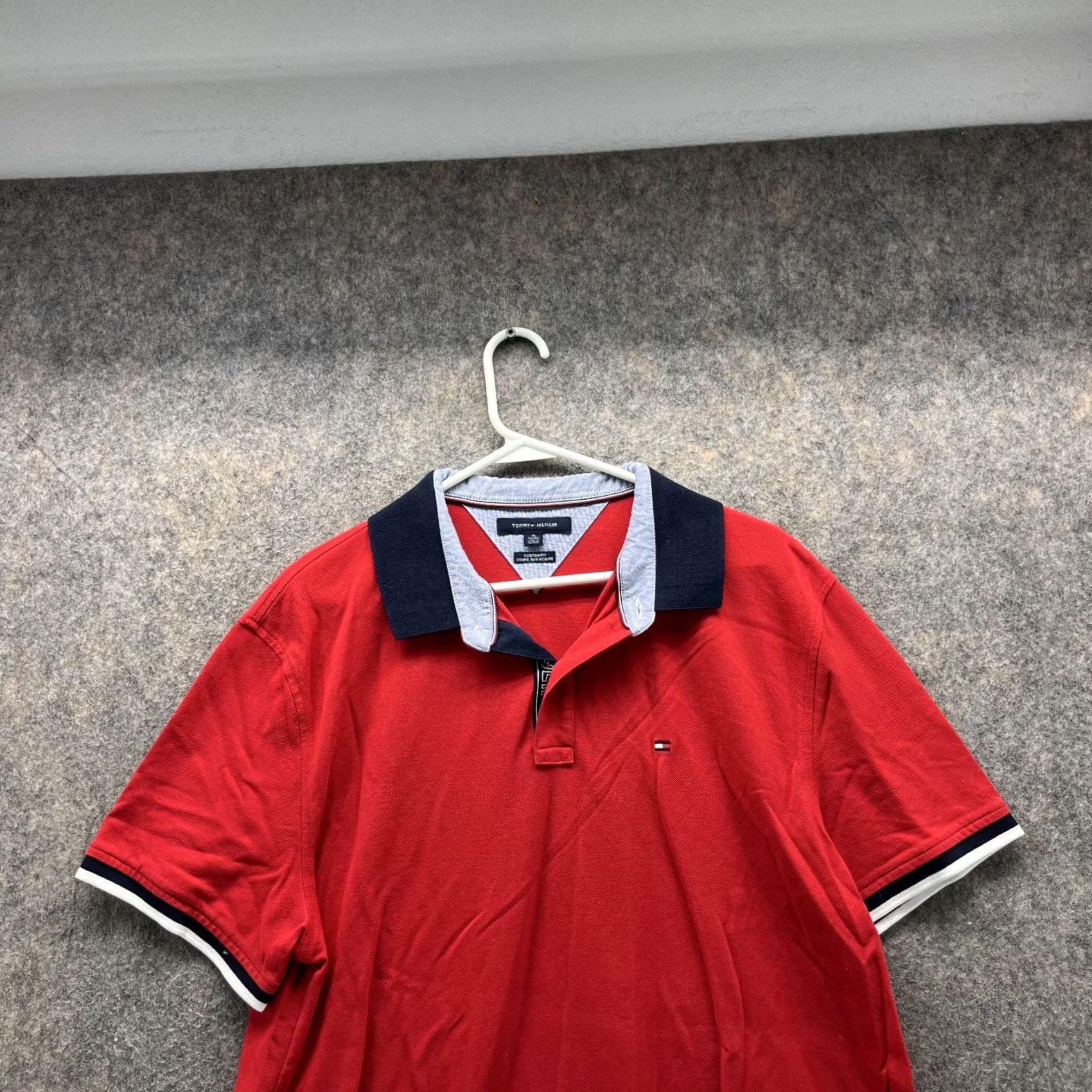 Tommy Hilfiger Tommy Hilfiger Polo Shirt Men XL Red Regular Fit Short Sleeve Button Collar 100% Cotton Logo Solid Vintage: No Size US XL / EU 56 / 4 - 2 Thumbnail
