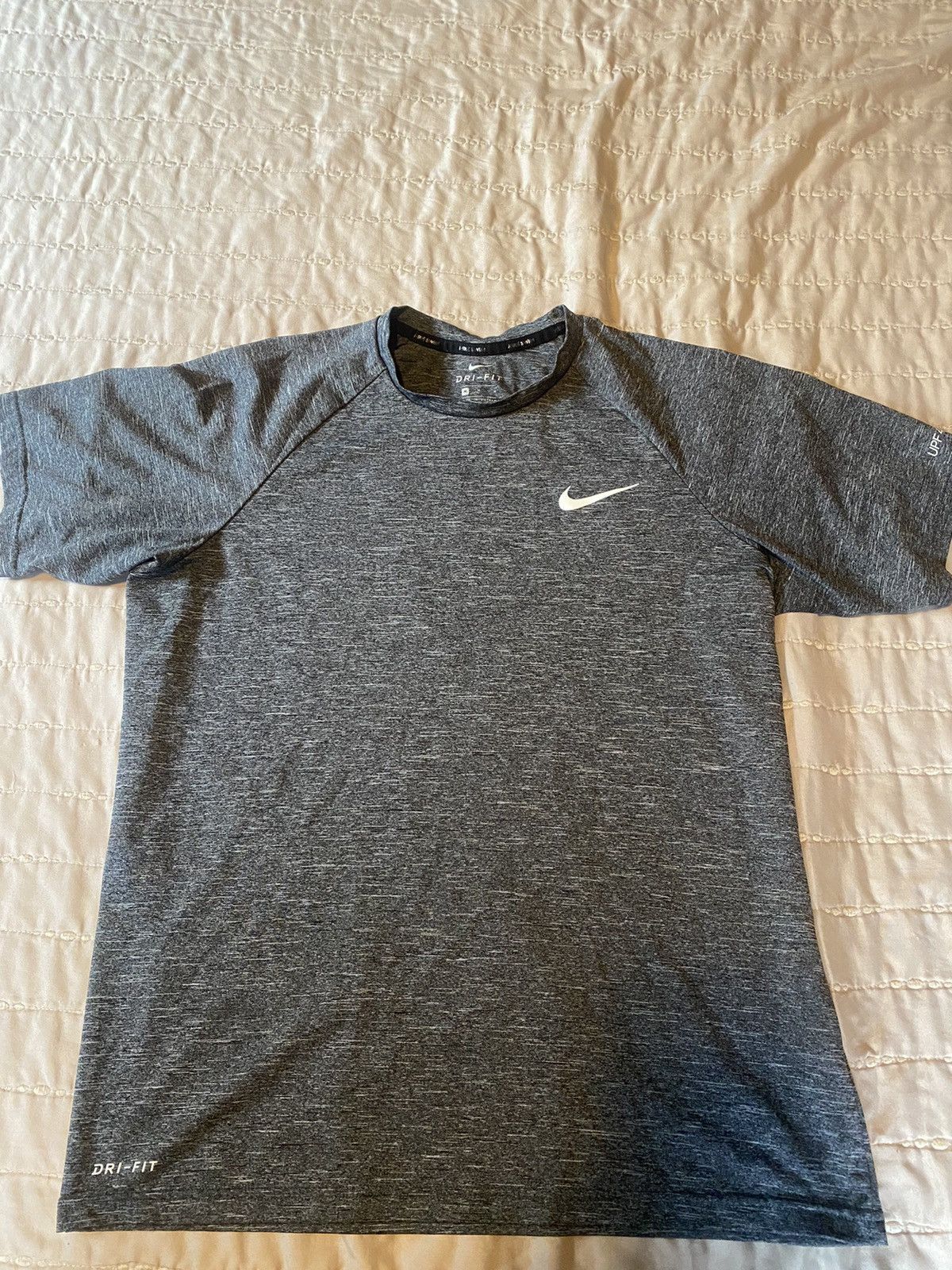 Nike Nike Dri-Fit Short Sleeve T-Shirt Size US M / EU 48-50 / 2 - 1 Thumbnail