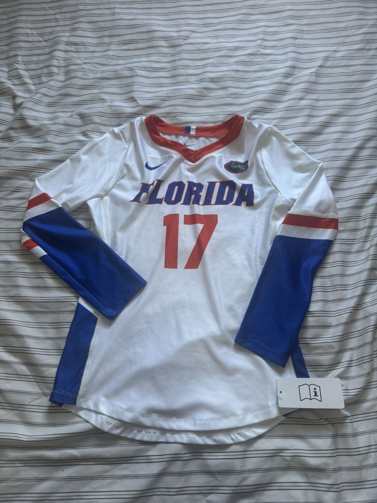 Nike Nike Florida Gators Volleyball Jersey NWT White Blue M Size M / US 6-8 / IT 42-44 - 4 Thumbnail