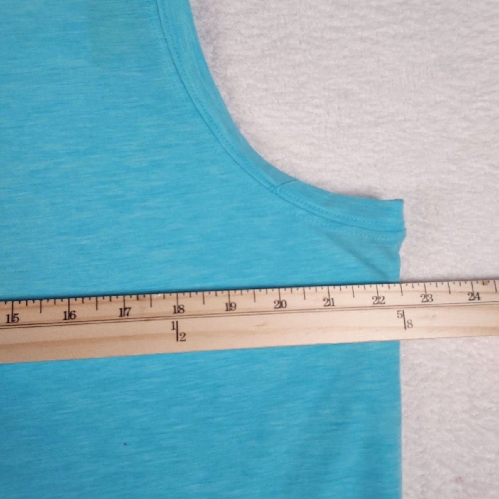 Vintage All in Motion Women's Cropped Active Tank Top Neon Blue XXL Moisture Wicking Quick Dry Crew Neck Sleeveless Casual Activewear Tank Top Size XXL / US 16-18 / IT 52-54 - 3 Thumbnail