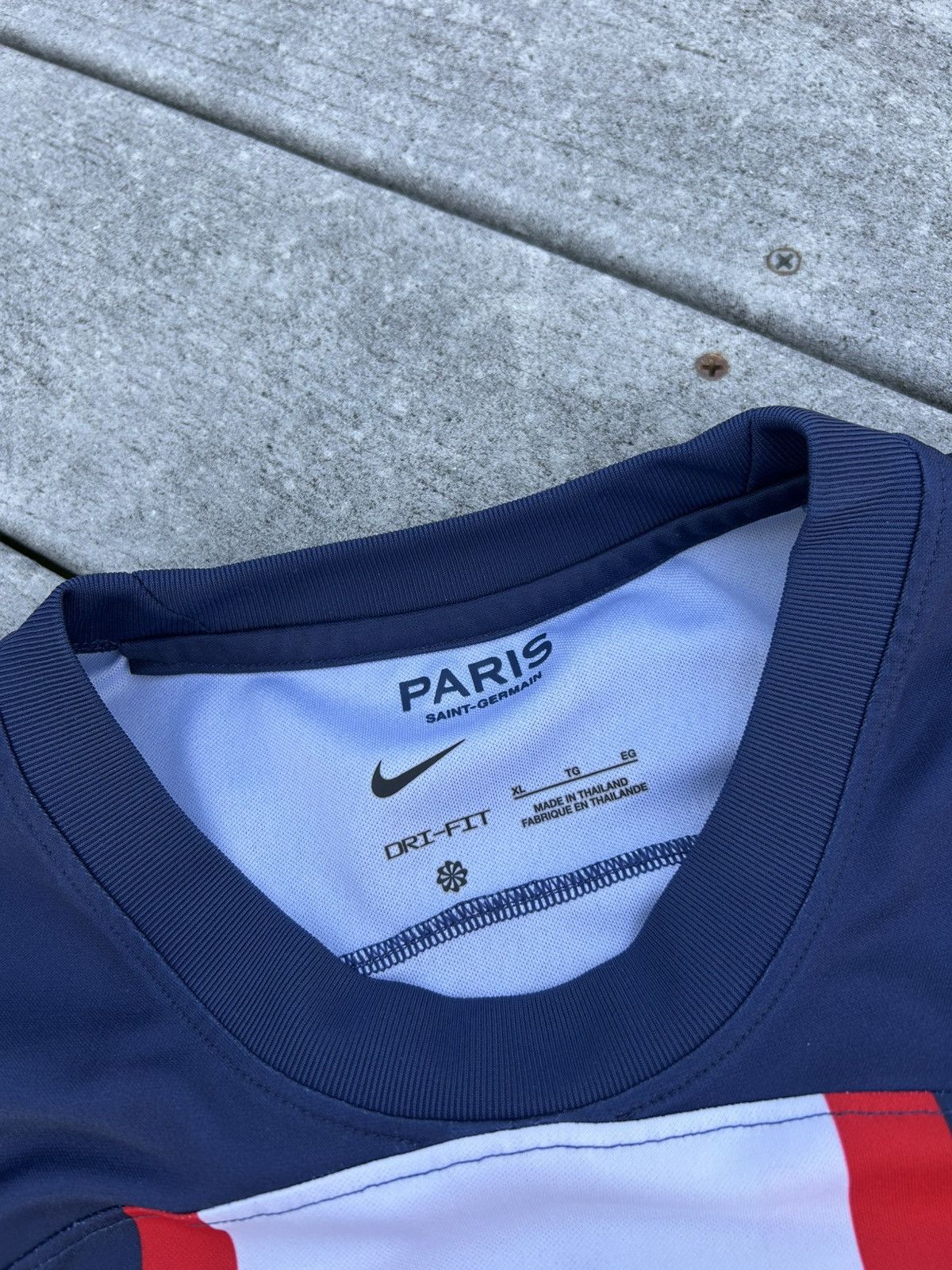 Nike Nike Paris Saint-Germain jersey Size US XL / EU 56 / 4 - 2 Thumbnail