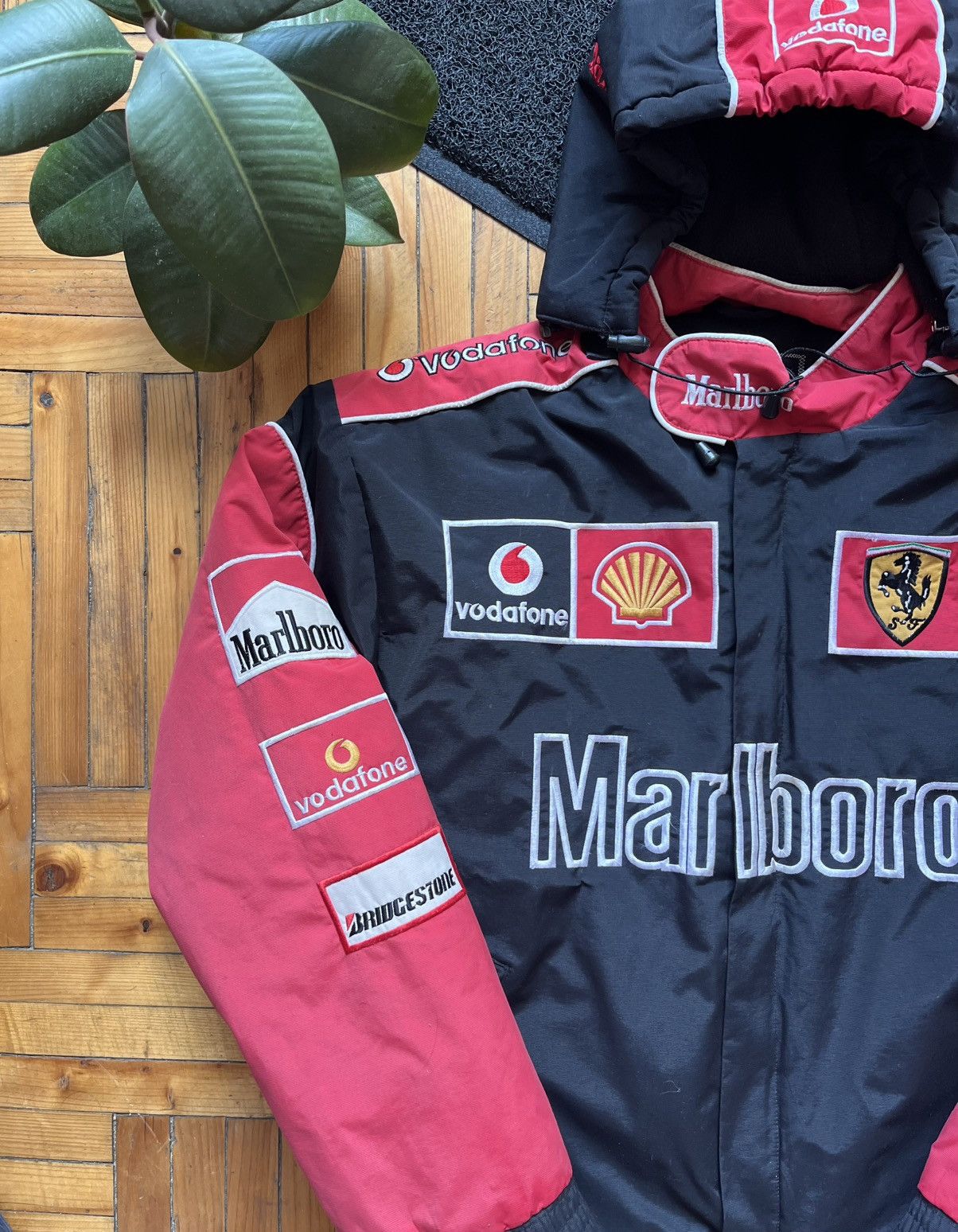 Ferrari Vintage 90's Marlboro Ferrari Red Racing Jacket Nascar Size US L / EU 52-54 / 3 - 2 Thumbnail