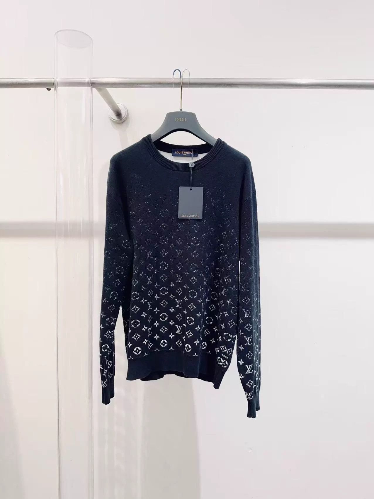 Louis Vuitton LV new with tags sweater size S Size US S / EU 44-46 / 1 - 1 Thumbnail