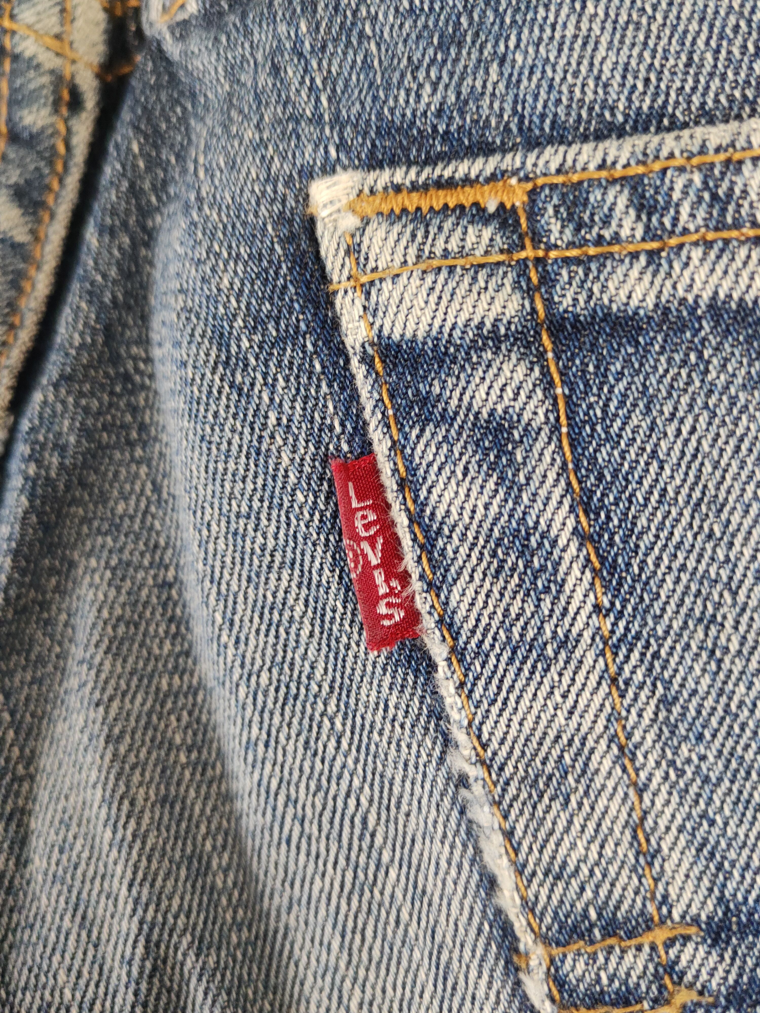 Levi's Levi's Dark Blue Faded Distressed Ripped Jeans #W1387 Size US 31 - 10 Thumbnail