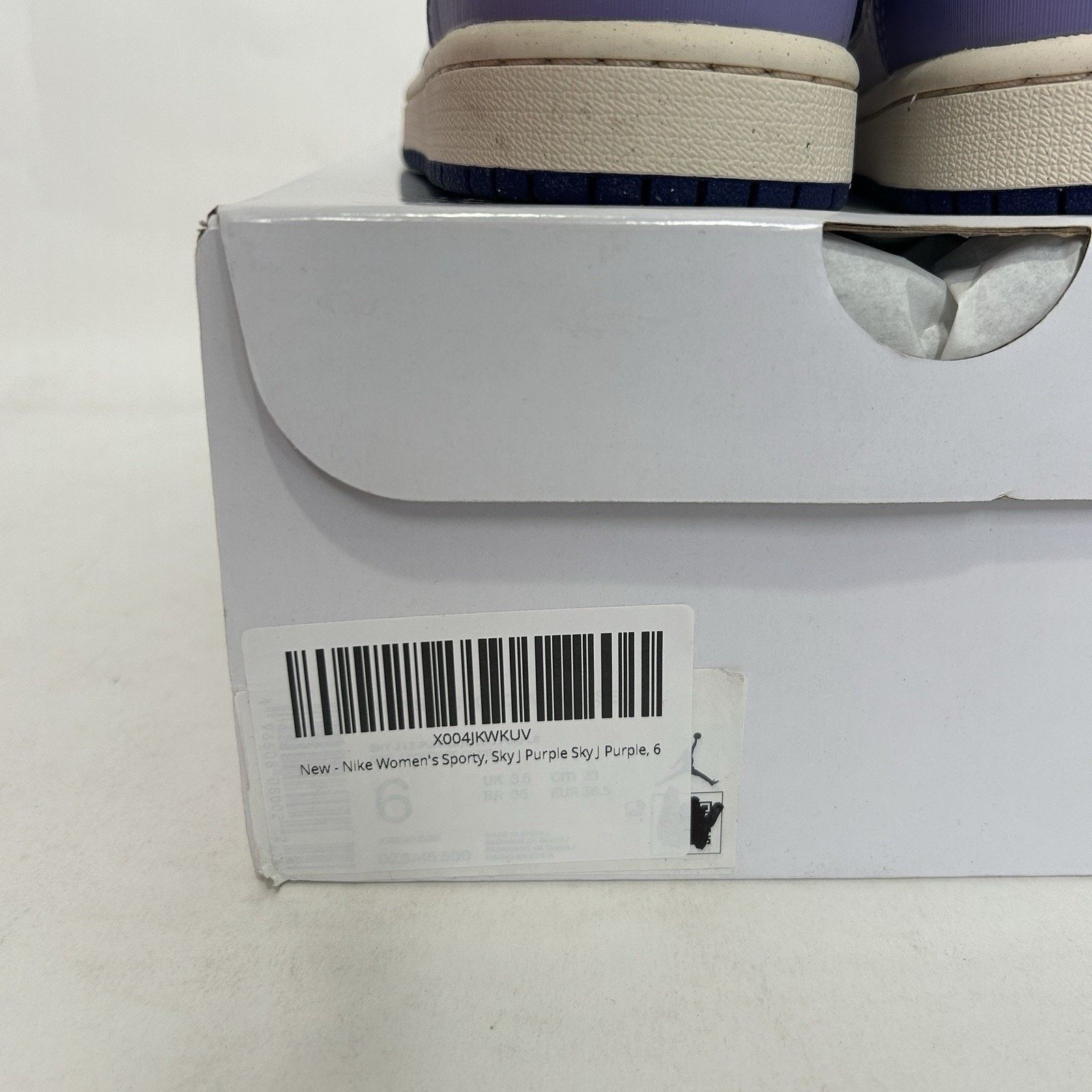 Jordan Brand Nike Air Jordan 1 Mid SE WMNS “Light Purple Chenille” Size US 6 / IT 36 - 5 Thumbnail
