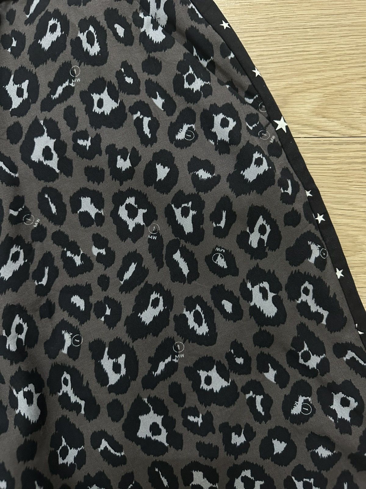 Japanese Brand × Sophnet. × Wacko Maria Rare Beautiful 1MW Sophnet Parody Wacko Maria Leopard Shorts Size US 33 - 6 Thumbnail