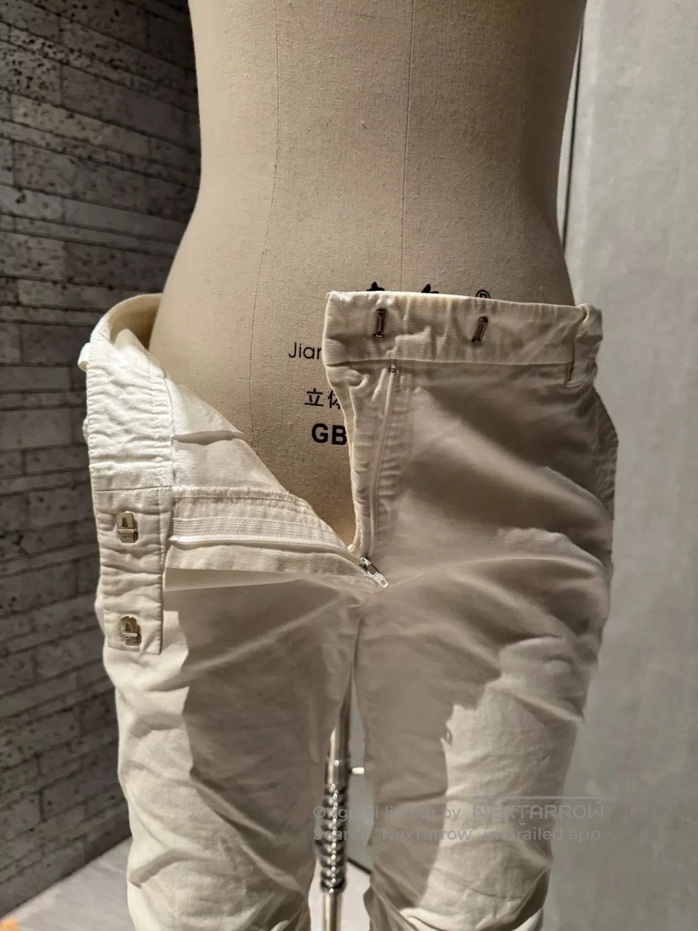 Ann Demeulemeester unique white pleated denim trousers. Size US 42 / EU 58 - 5 Thumbnail