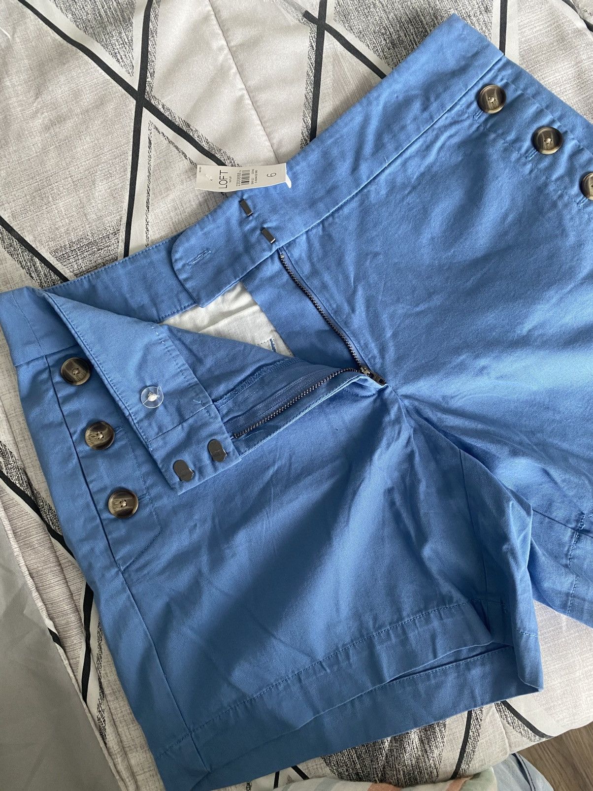 Loft Ann Taylor Loft Outlet Women Sailor Button Shorts NWT Size 28" / US 6 / IT 42 - 7 Thumbnail
