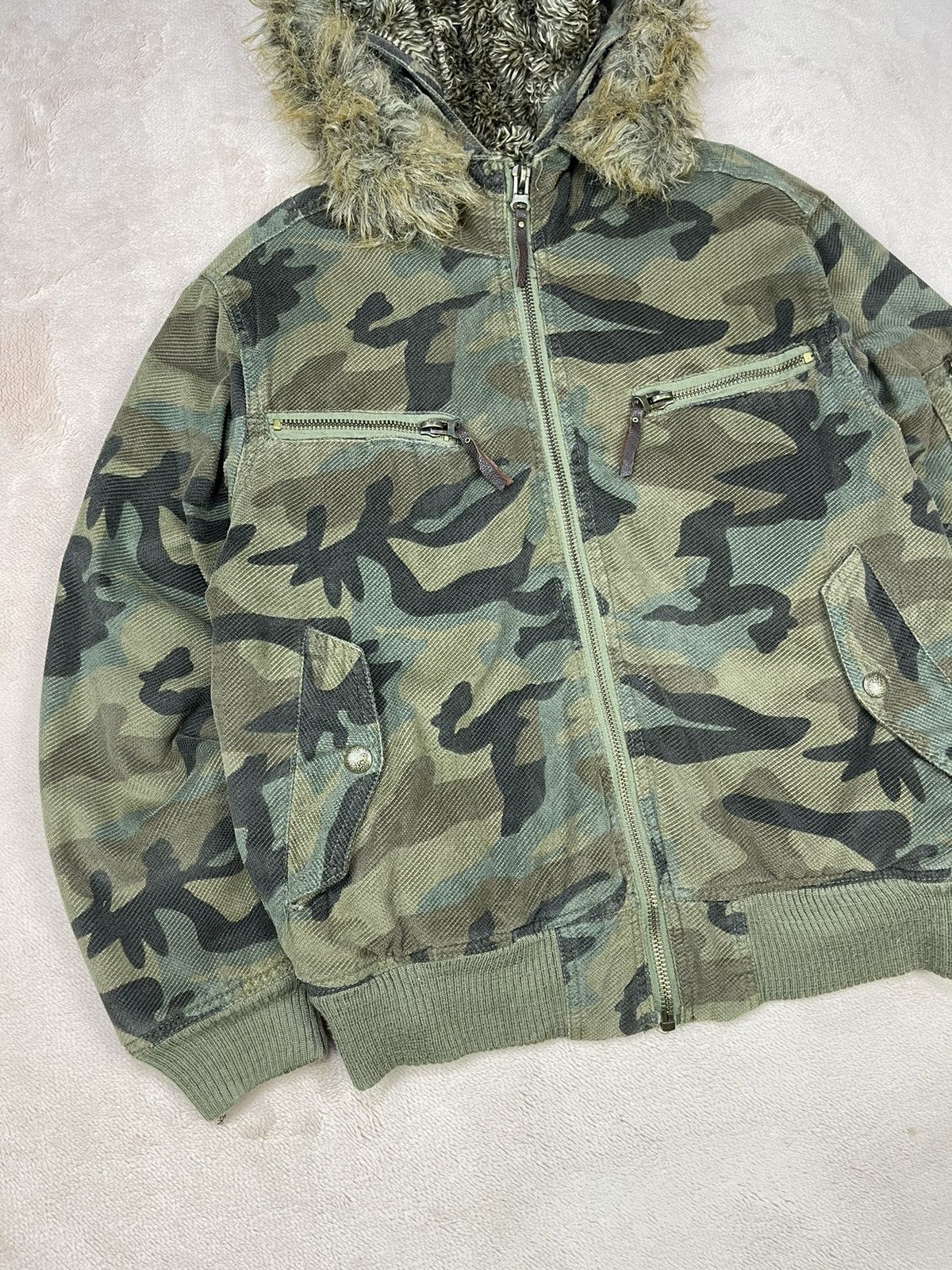 Japanese Brand TRIXY Army Camo Multi Pocket Hoodie Bombers Size US M / EU 48-50 / 2 - 2 Thumbnail