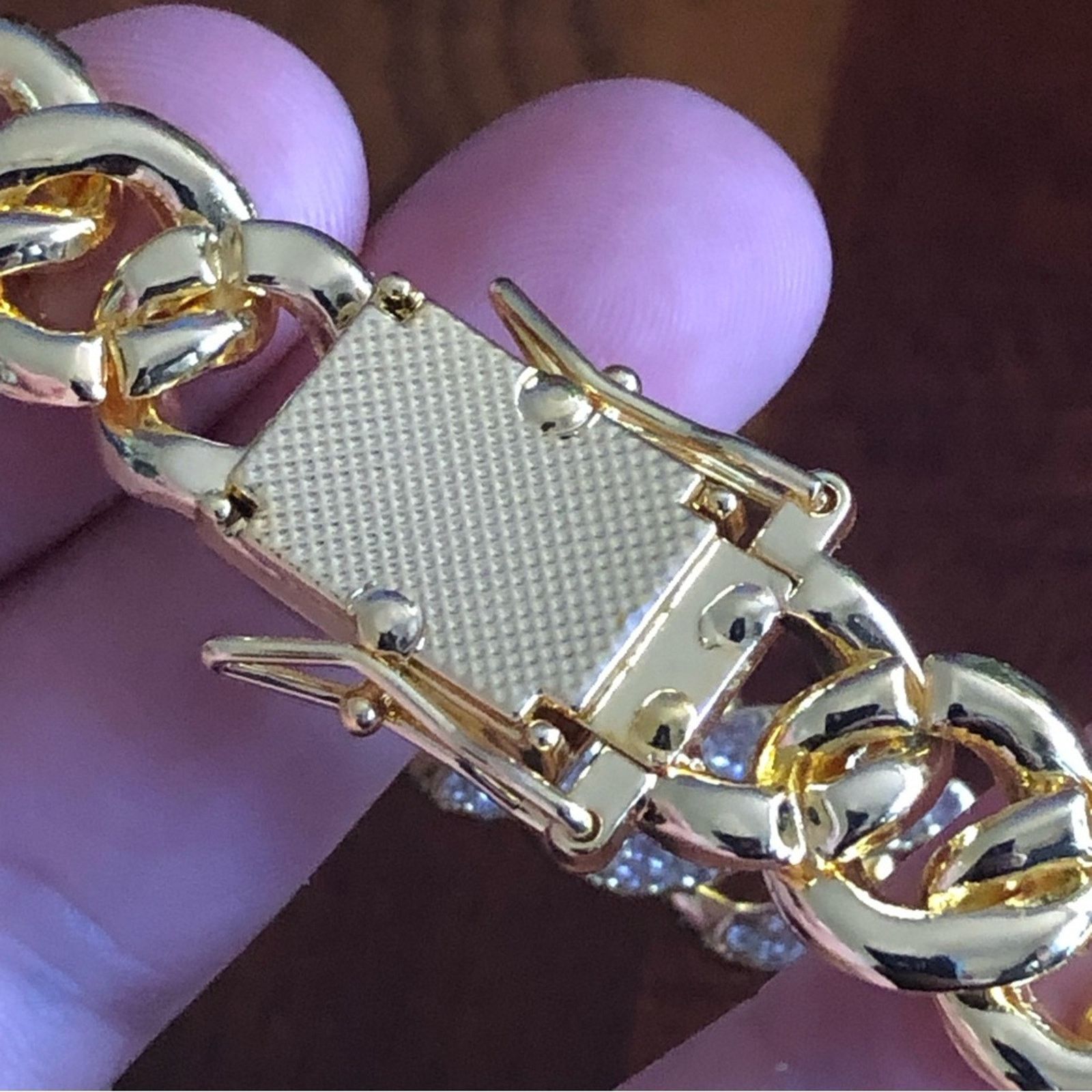Jewelry Men’s and women’s gold plated Cuban chain link bracelet Size ONE SIZE - 6 Thumbnail