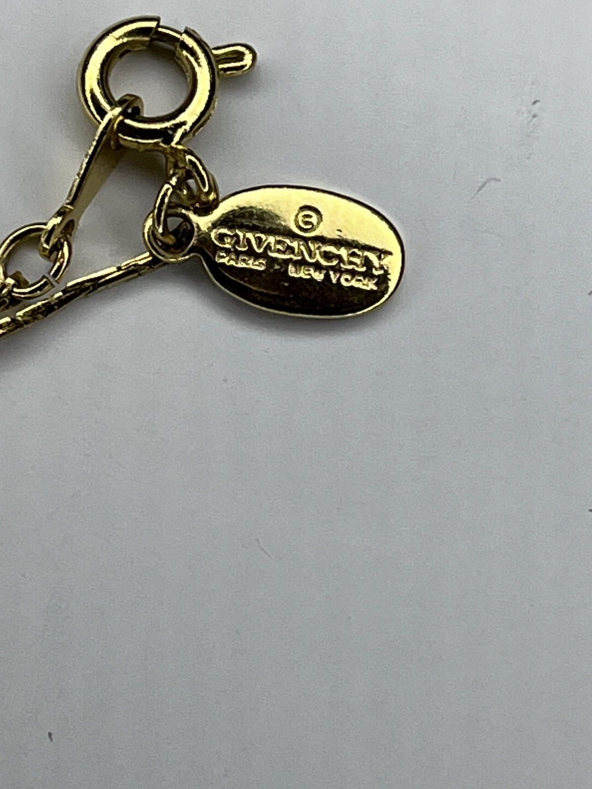 Givenchy Vintage Givenchy Enamel Logo Pendant Necklace – Gold Tone Size ONE SIZE - 4 Thumbnail