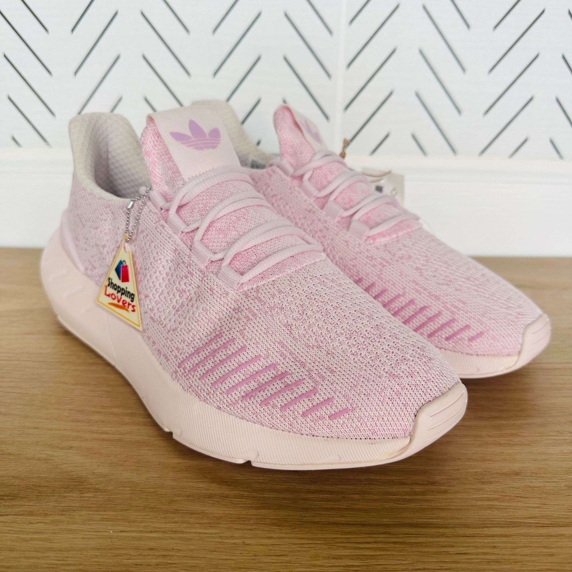 Adidas ❤️Adidas Women Comfy Shoes Sz 8 Originals Swift Run 22 Decon Size US 8 / IT 38 - 10 Thumbnail