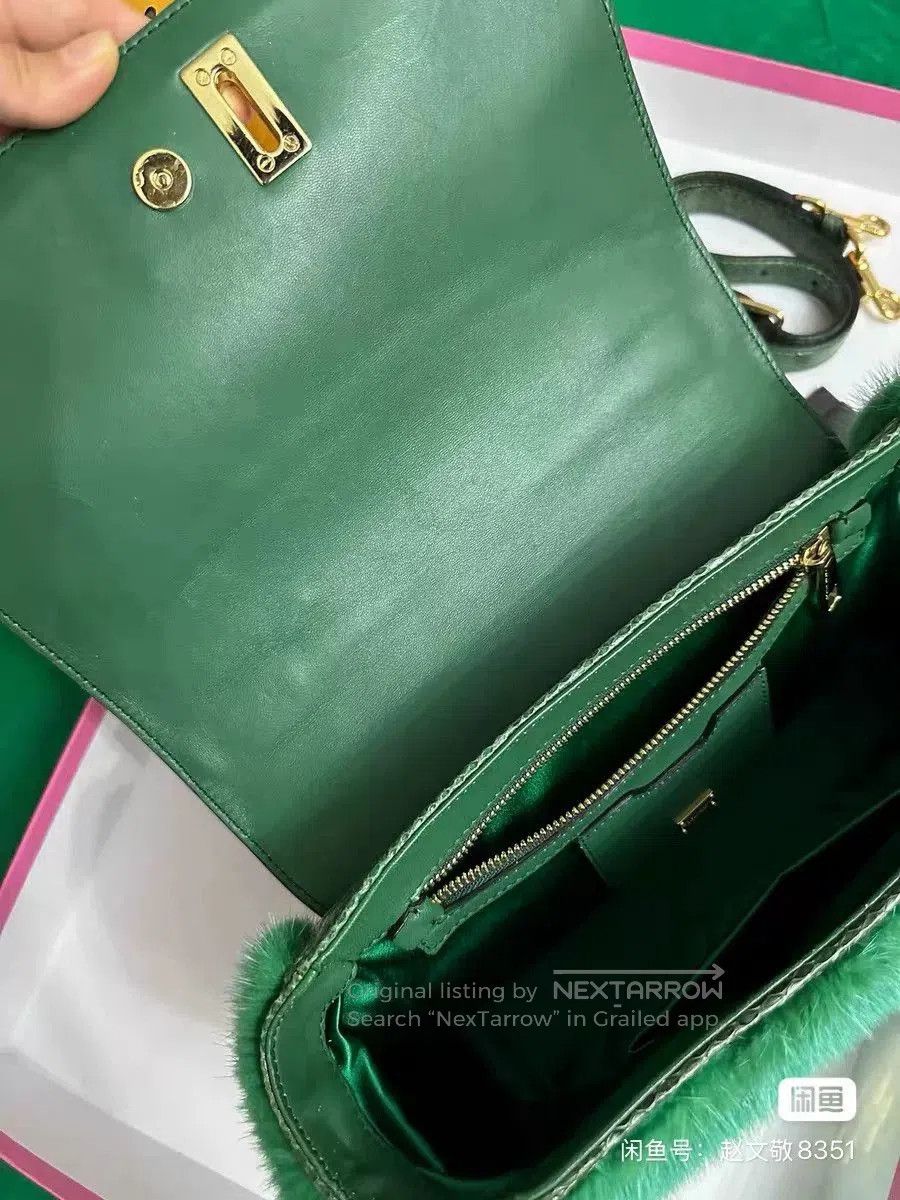 Dolce & Gabbana Dolce & Gabbana Snake Mink Handbag. Size ONE SIZE - 4 Thumbnail