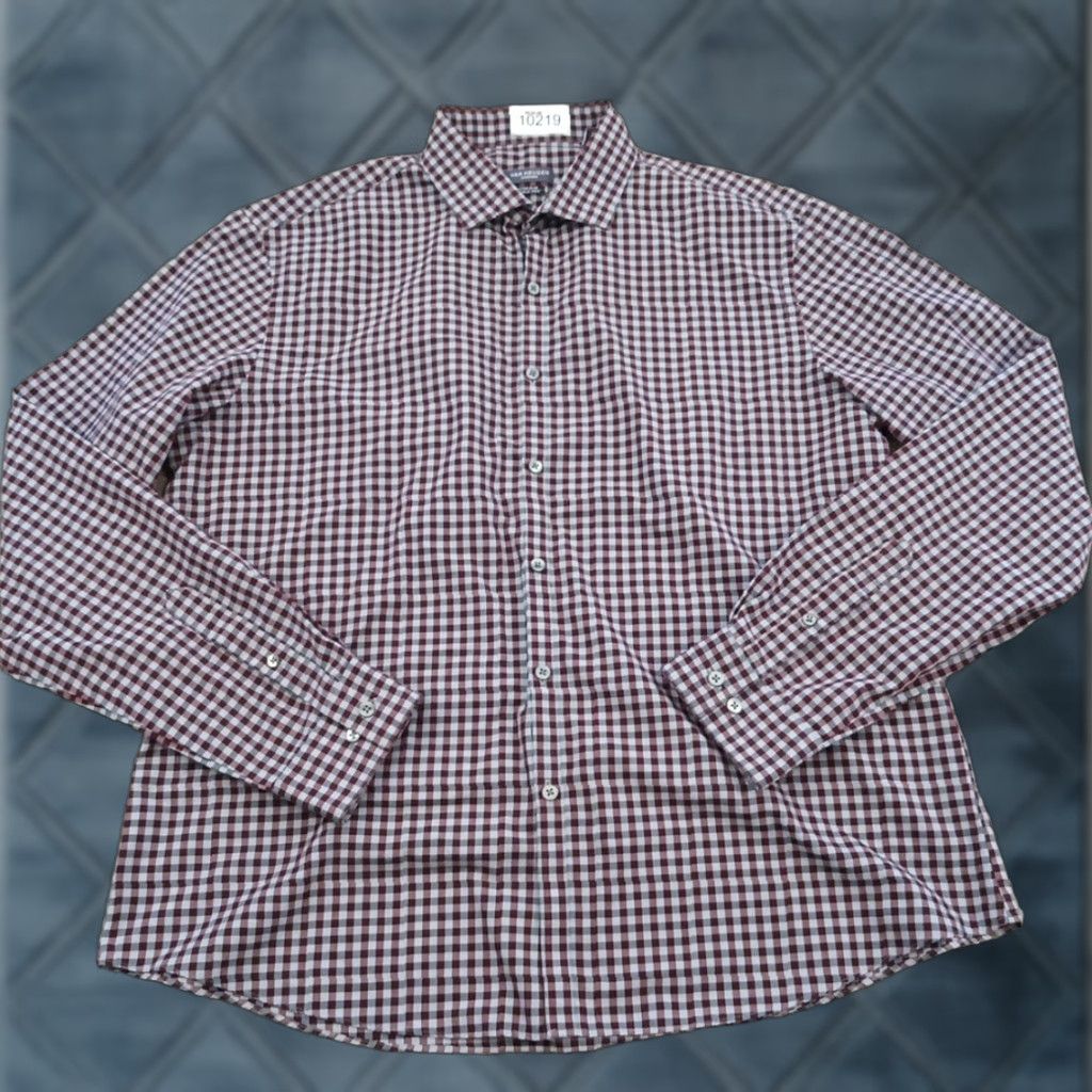 Van Heusen Van Heusen Shirt Mens XL Extra Slim Purple Plaid Long Sleeve Button Up Size US XL / EU 56 / 4 - 1 Thumbnail