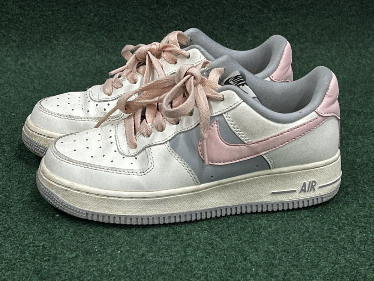 Nike 2020 Nike Air Force 1 Size US 5.5 / IT 35.5 - 1 Thumbnail