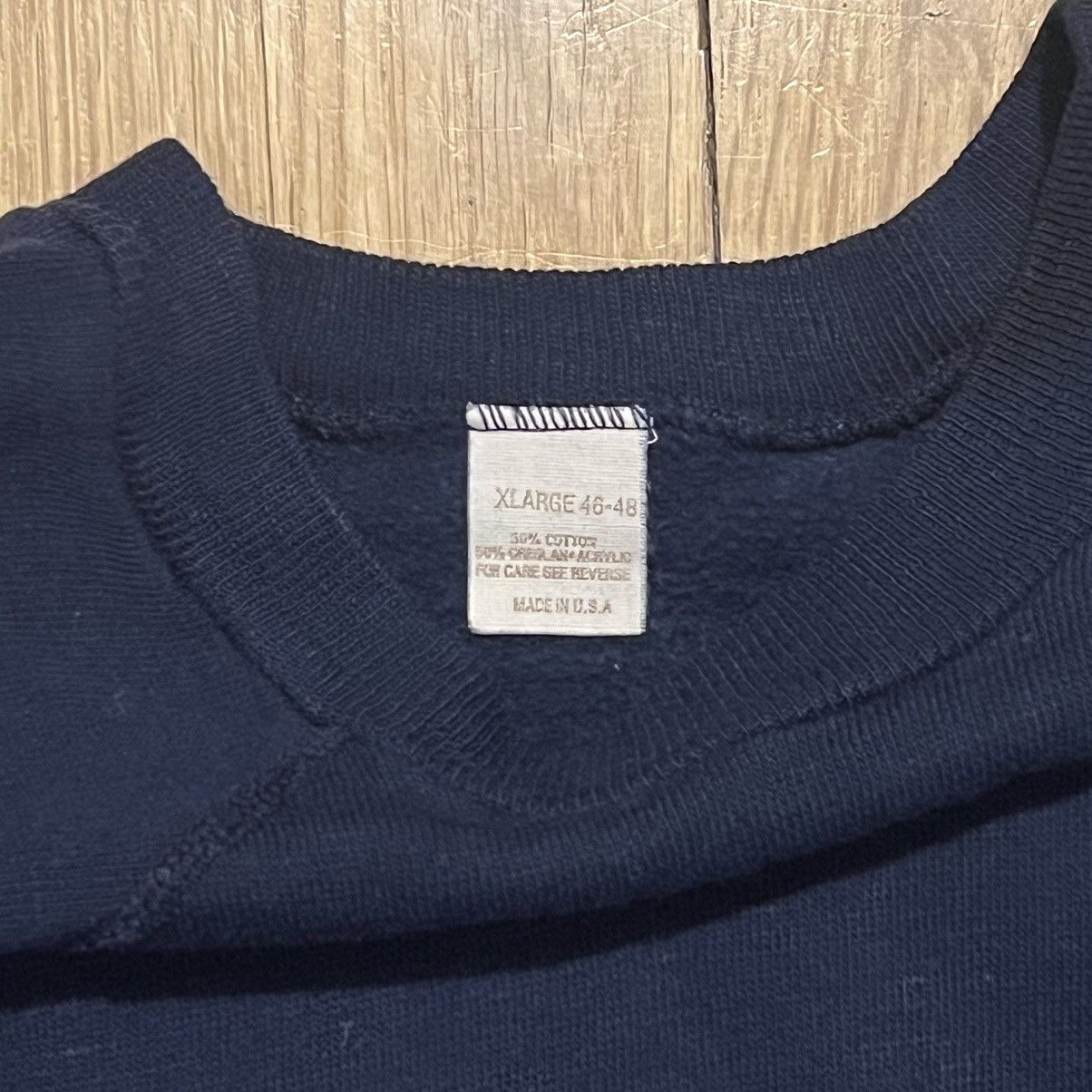 Vintage Vintage Blank Dark Blue Crewneck Sweater XL Made in USA Size US XL / EU 56 / 4 - 2 Thumbnail