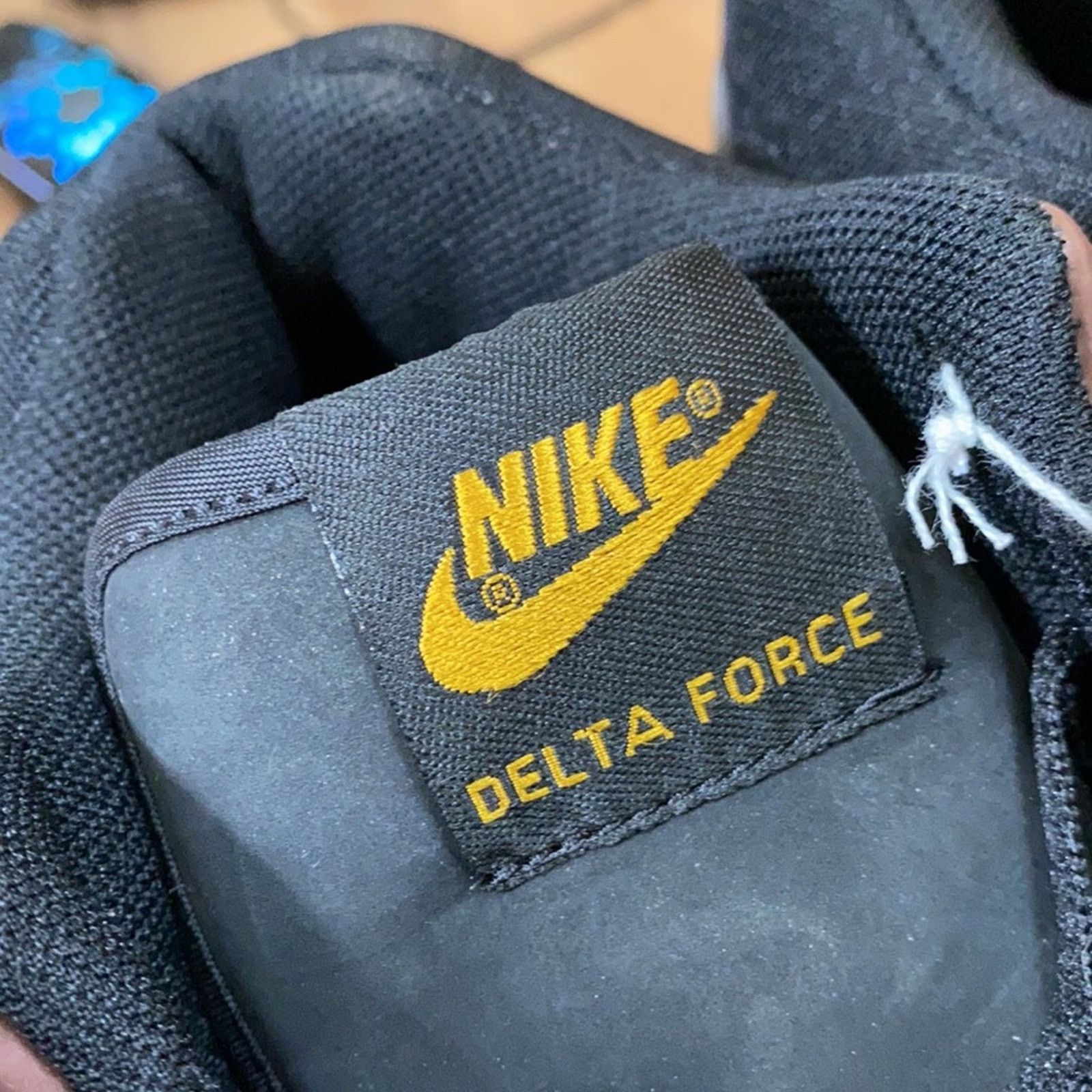 Nike 2005 Nike Delta Force 3/4 deluxe Mitas Size US 10.5 / EU 43-44 - 13 Thumbnail