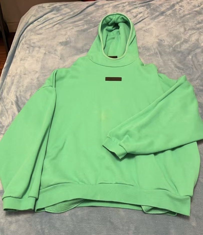 Fear of God Fear of God Essentials Pullover Hoodie Mint Leaf Men's FW23 Size US L / EU 52-54 / 3 - 2 Thumbnail