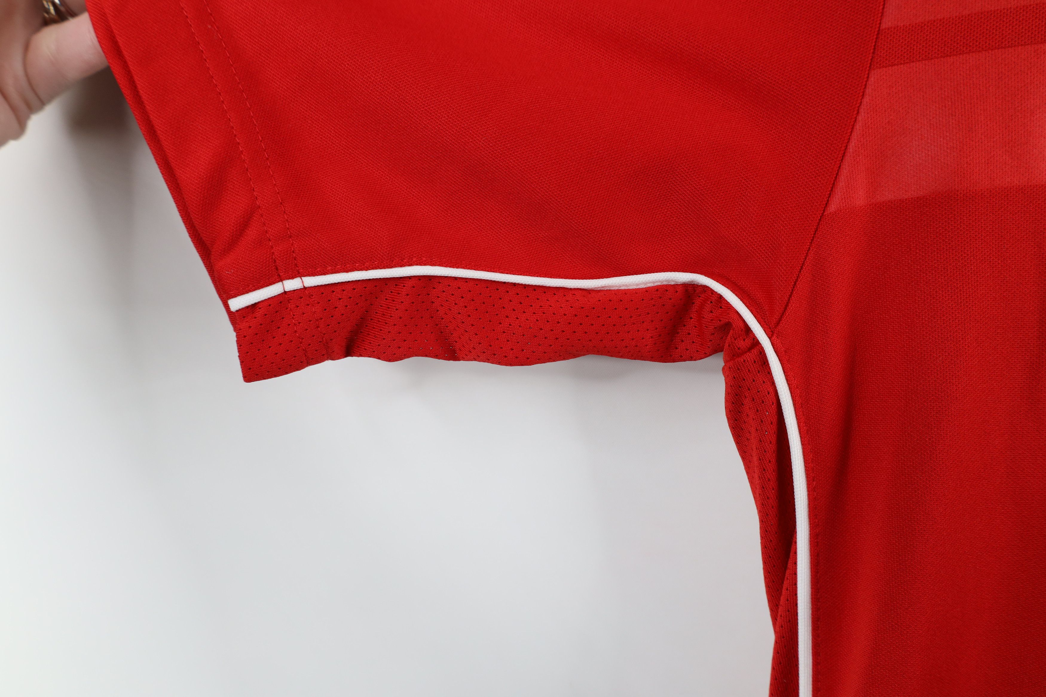 Nike × Vintage Vintage Nike Total 90 Center Swoosh Soccer Jersey Football Size US L / EU 52-54 / 3 - 8 Thumbnail