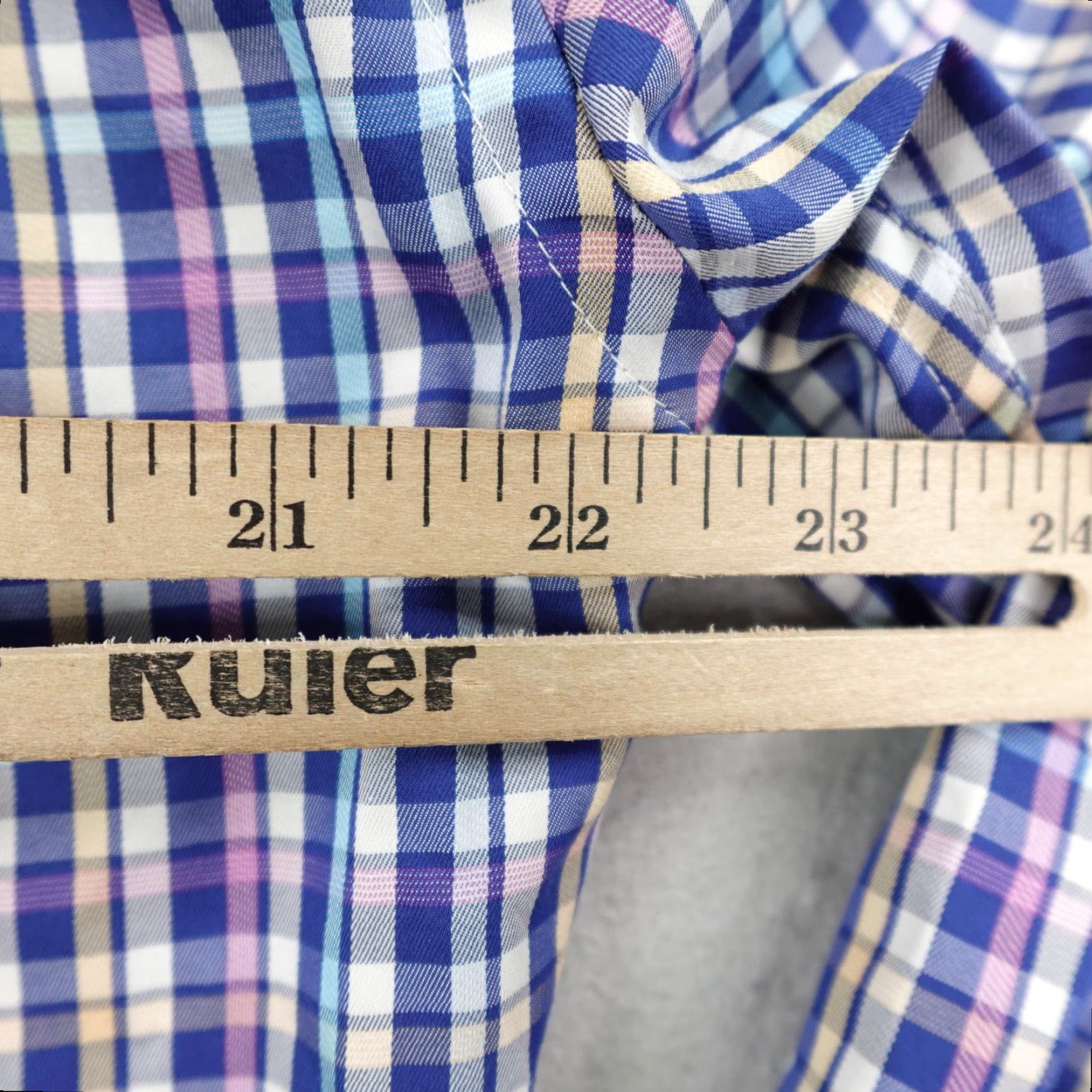 Peter Millar VINTAGE NO? (skip) Peter Millar Shirt Men Medium Blue Purple Plaid Button-Up Silk Blend Performance Shirt Size US M / EU 48-50 / 2 - 7 Thumbnail