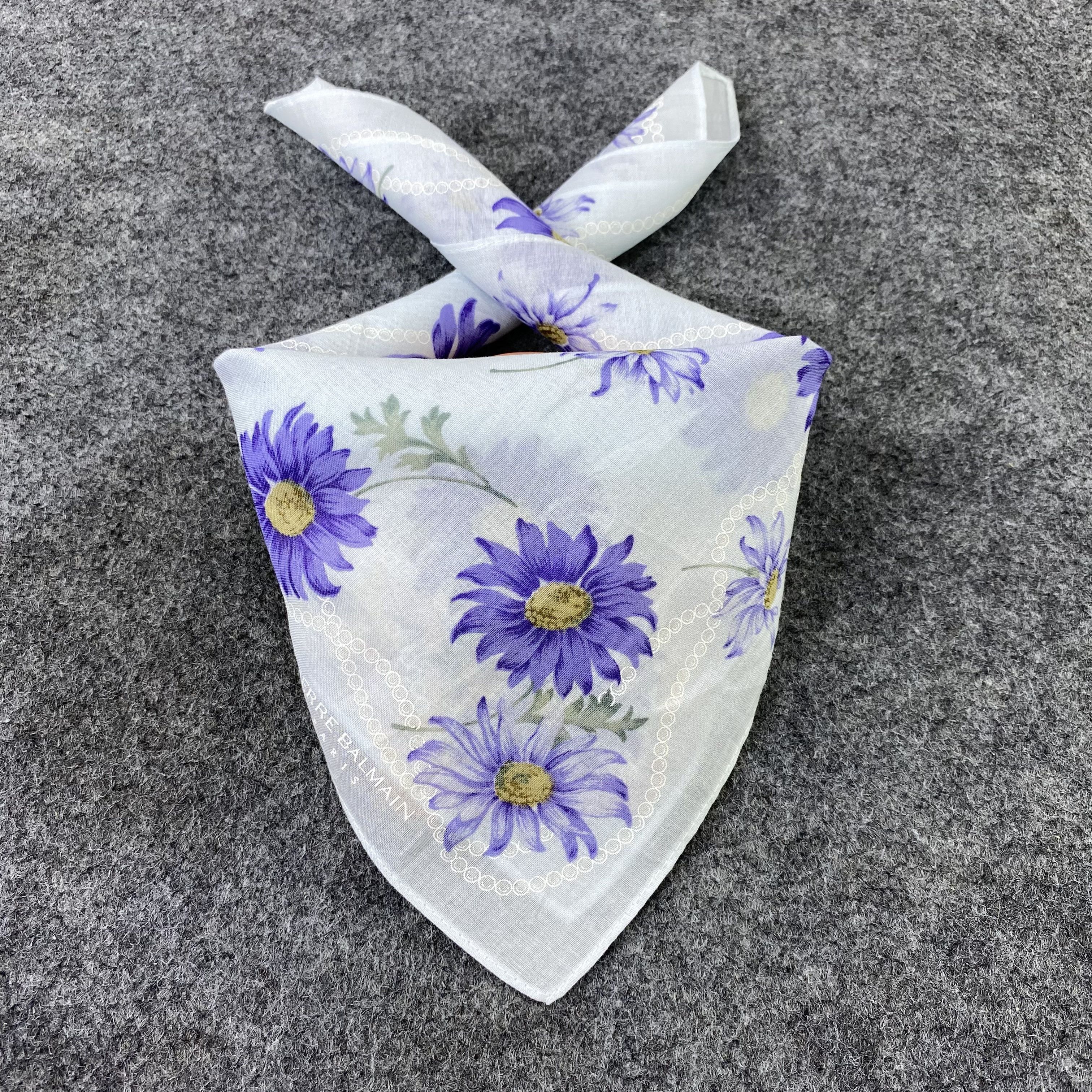 Pierre Balmain Pierre Balmain Handkerchief / Bandana / Neckerchief-B646 Size ONE SIZE - 2 Thumbnail
