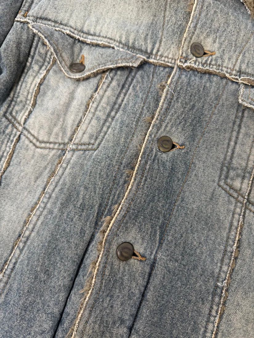 Just Cavalli AW2005 Cavalli Blue Faux Fur Faded Denim Jacket Size US M / EU 48-50 / 2 - 12 Thumbnail