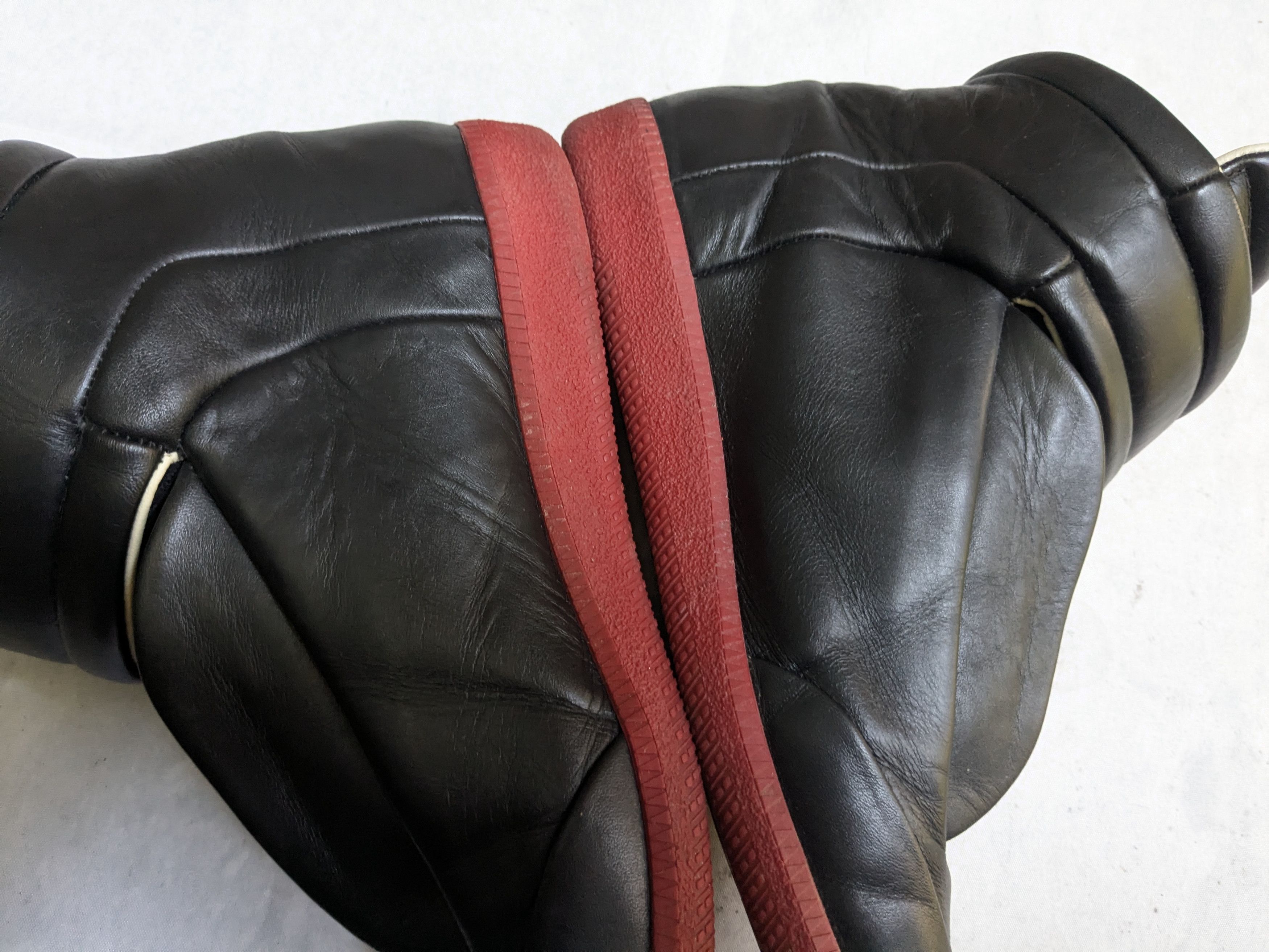 Maison Margiela Maison Margiela Future Sneakers Black Red 8 41 High Tops Size US 8 / EU 41 - 13 Thumbnail