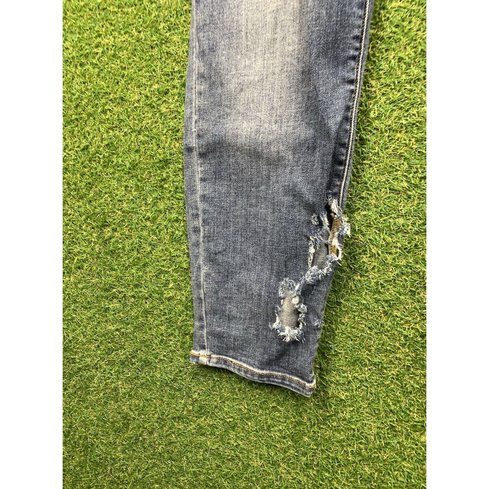 Vintage Judy Blue Jeans Womens 18W Slim Fit Blue Denim 37x30 Medium Wash 5-Pocket Stretch Tapered Regular Rise High Waist Jeans Womens Size 40" / US 18 - 3 Thumbnail