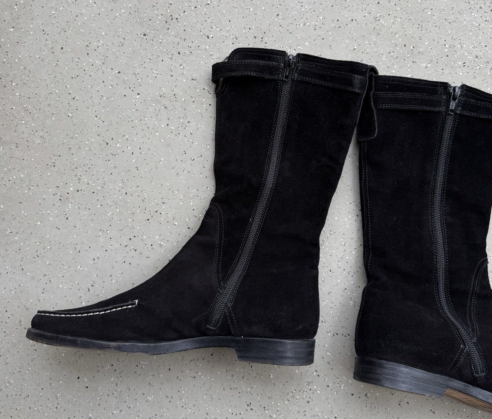 Escada Sport DDP vntg Escada Sport Suede Zip Knee Boots Shoes size 37.5 Size US 7.5 / IT 37.5 - 15 Thumbnail