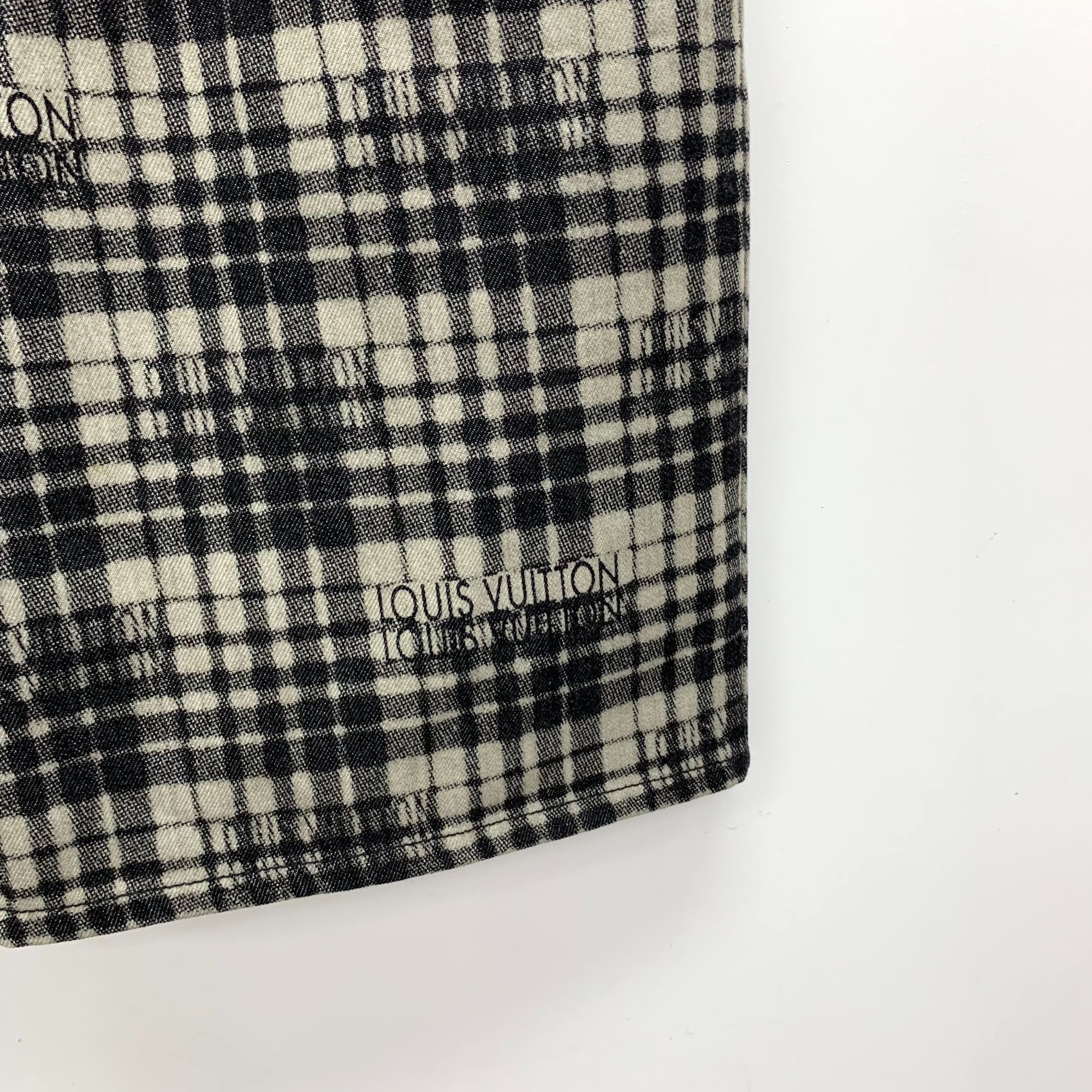 Louis Vuitton LOUIS VUITTON Black & White Checkered Monogram Print Cotton Size 29" - 6 Thumbnail