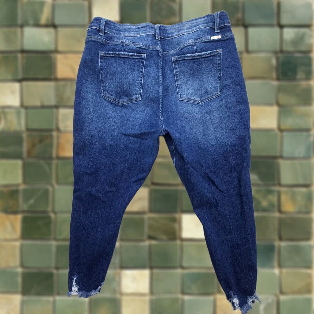 Vintage KanCan Estilo Womens Plus Jeans 22 Dark Wash Distressed Ankle Slim 5-Pocket Denim Blue Vintage No Size ONE SIZE - 1 Thumbnail