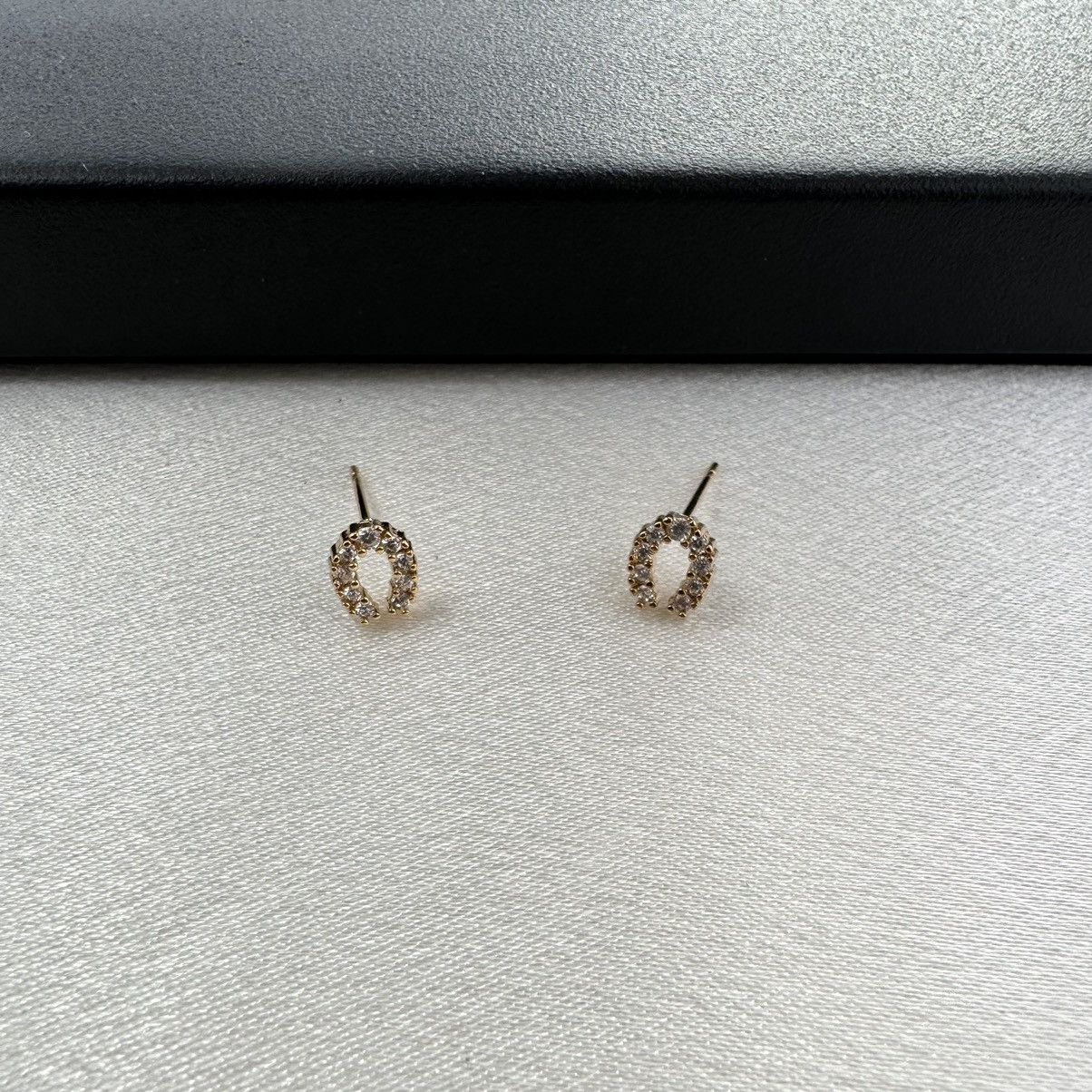 Designer CZ Tiny Horseshoe Stud Earrings for Women Daily Simple Style Size ONE SIZE - 1 Thumbnail