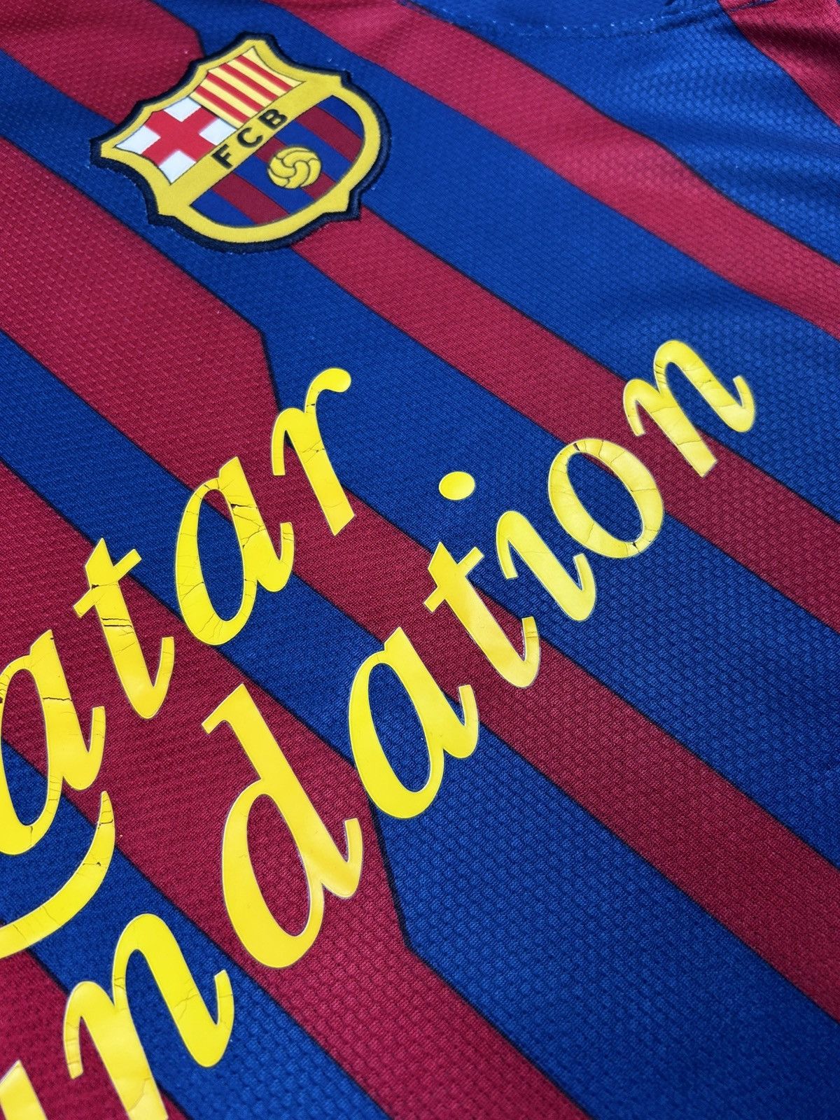 Nike Vintage Nike Barcelona soccer jersey 10 Messi Size L Size US L / EU 52-54 / 3 - 8 Thumbnail