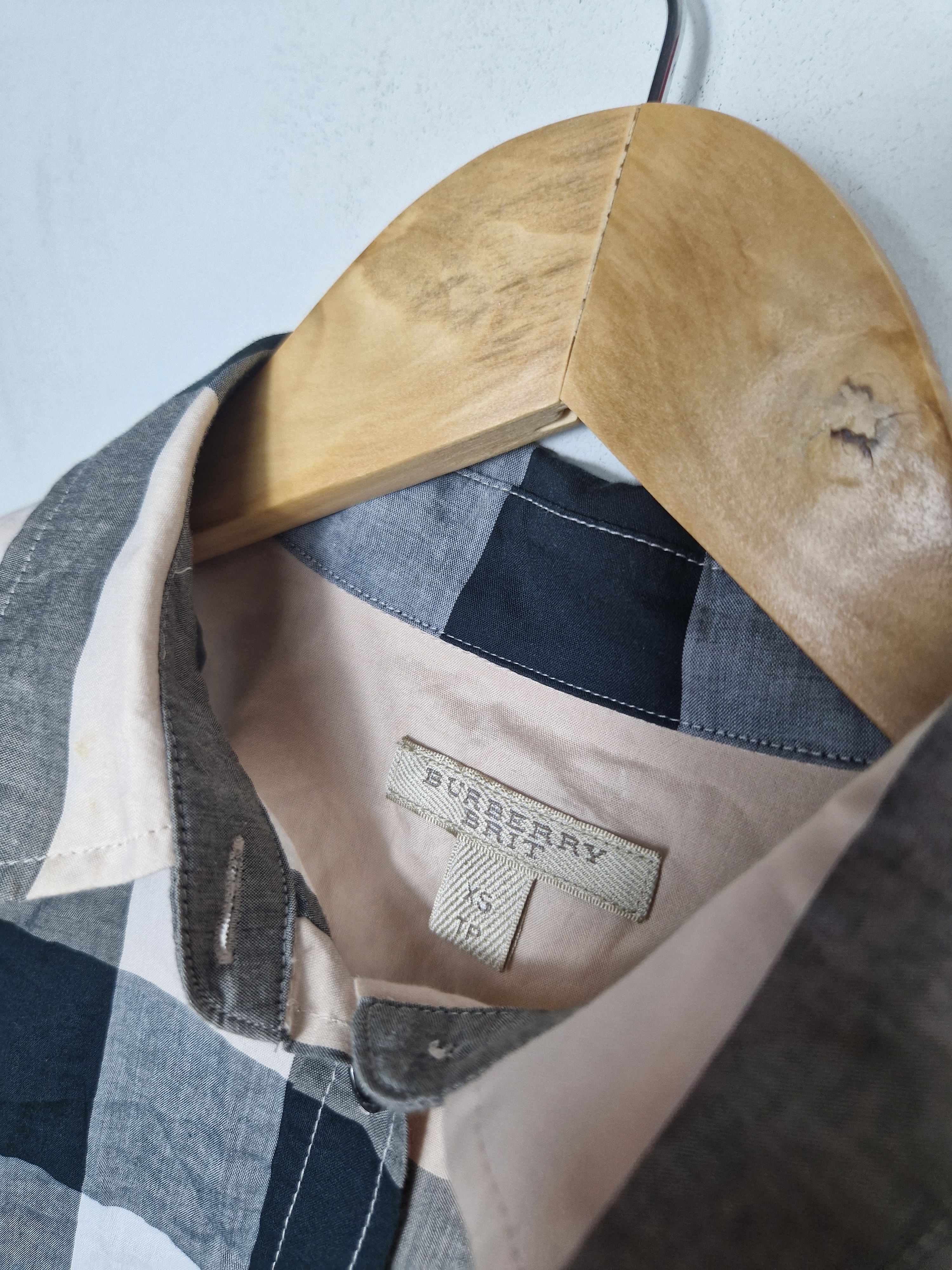 Burberry Burberry nova check shirt Size US XS / EU 42 / 0 - 5 Thumbnail
