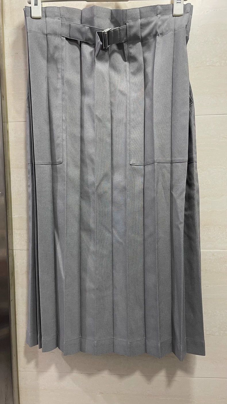 Issey Miyake Issey Miyake size:one size Grey pleated skirt Size 42" / US 20 - 1 Thumbnail