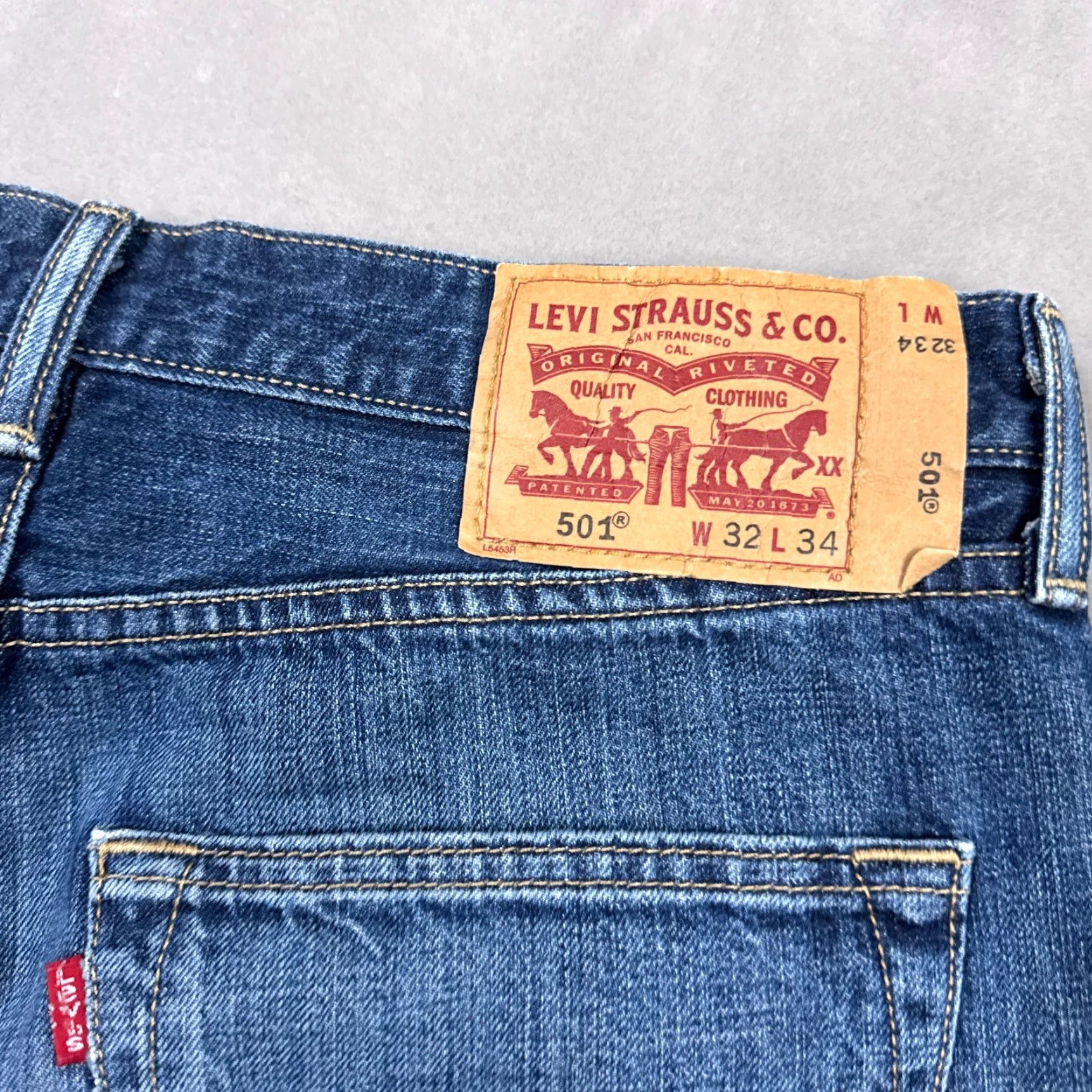 Levi's Levi's 501 Jeans Men 32x34 Blue Denim Pant Button Fly Leg Opening Altered Tapered Size US 32 / EU 48 - 7 Thumbnail