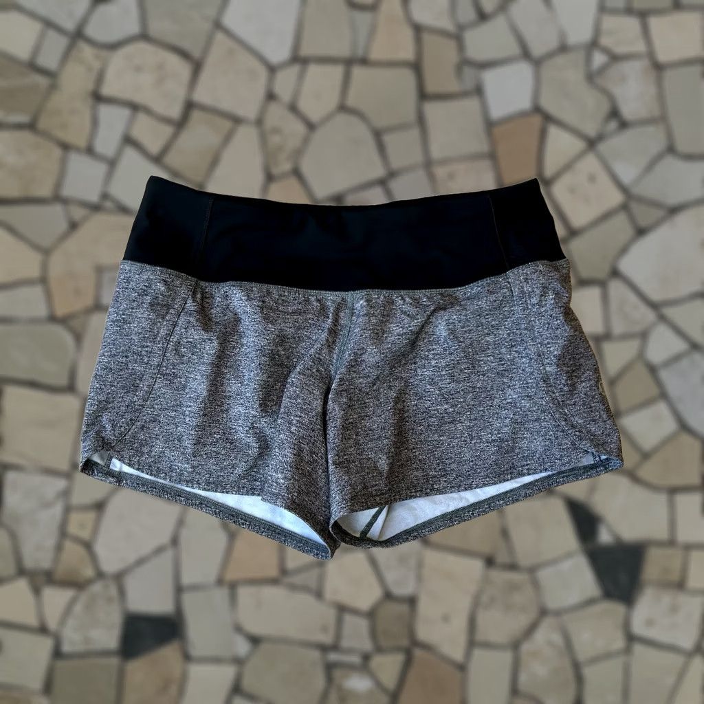 Lululemon Lululemon Run Times Short II Women’s 4 Gray Lined 4" Inseam Size 27" / US 4 / IT 40 - 1 Thumbnail