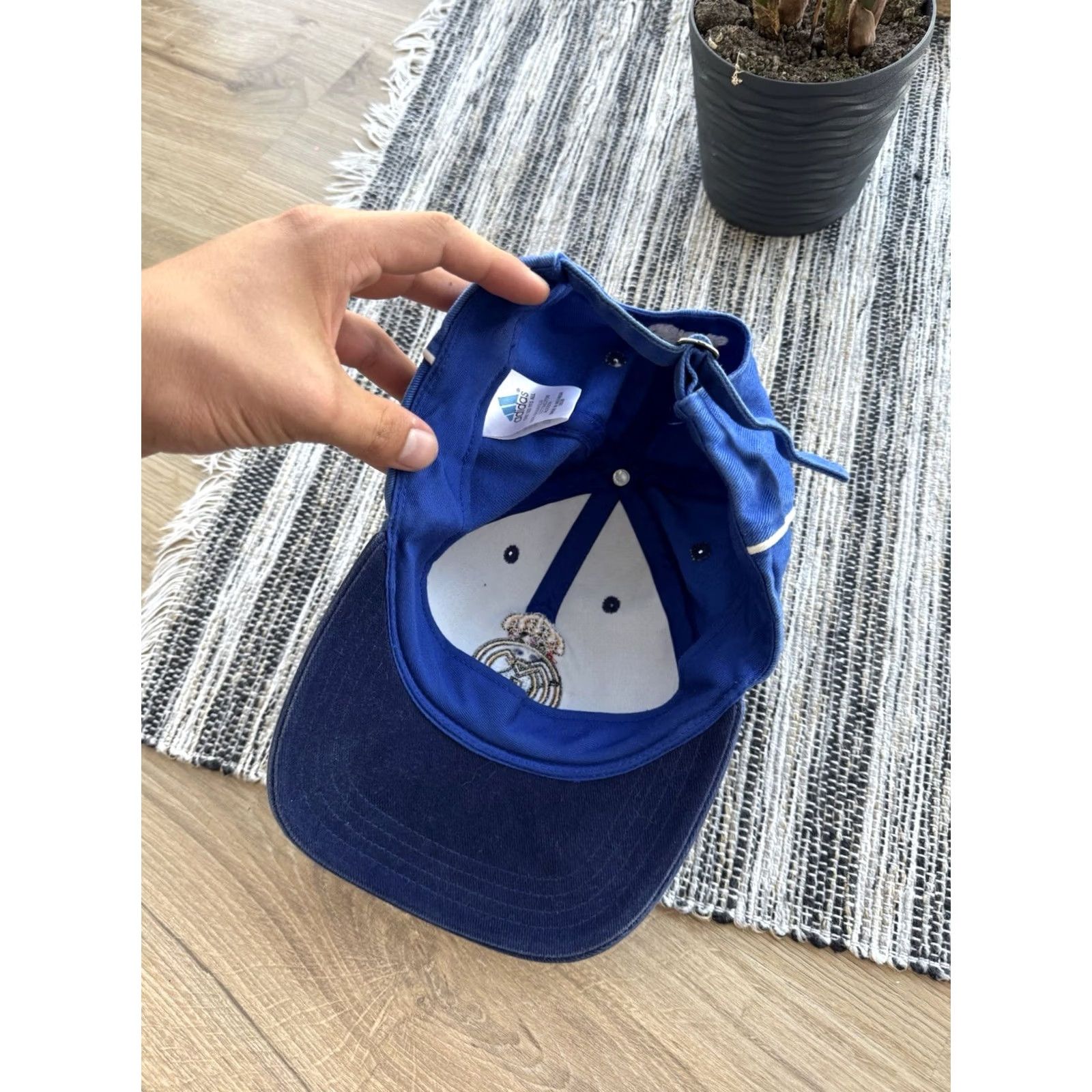 Adidas VINTAGE Real Madrid Adidas Football Soccer Cap Hat Blue One Size Men Size ONE SIZE - 4 Thumbnail