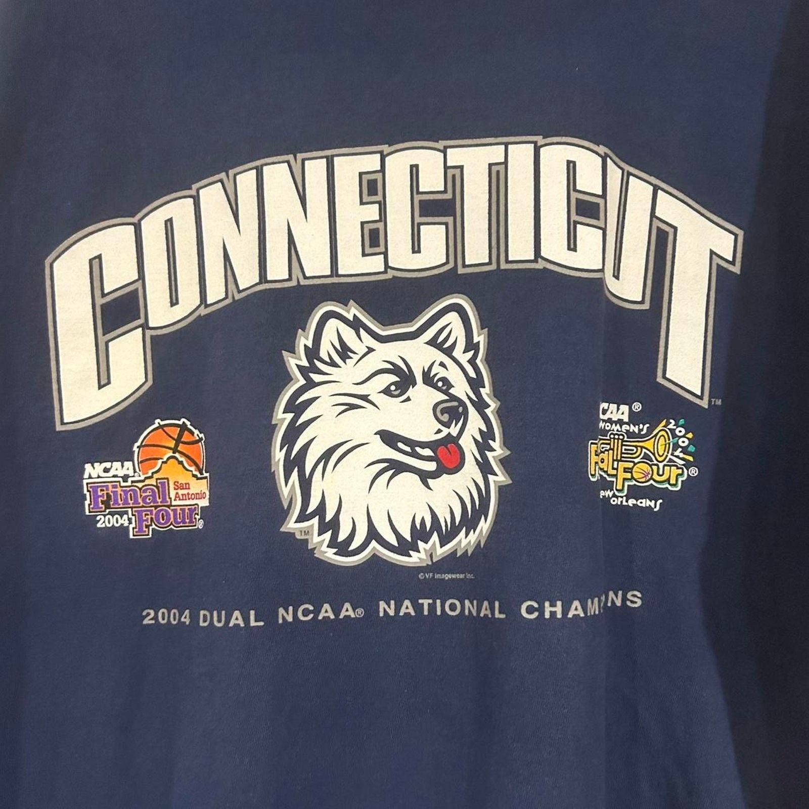 NCAA 2004 Connecticut Huskies Dual Champions Basketball Shirt Size US XL / EU 56 / 4 - 3 Thumbnail