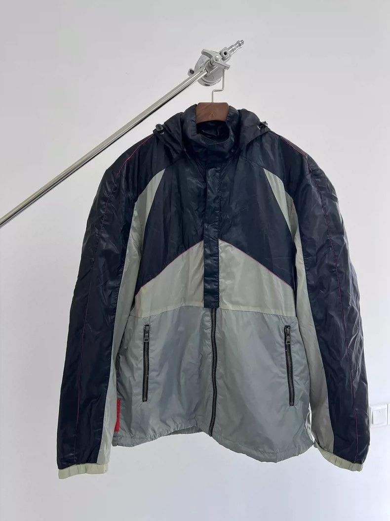 Prada prada Red label nylon color-block zipper jacket 2504-Nextar Size US L / EU 52-54 / 3 - 2 Thumbnail