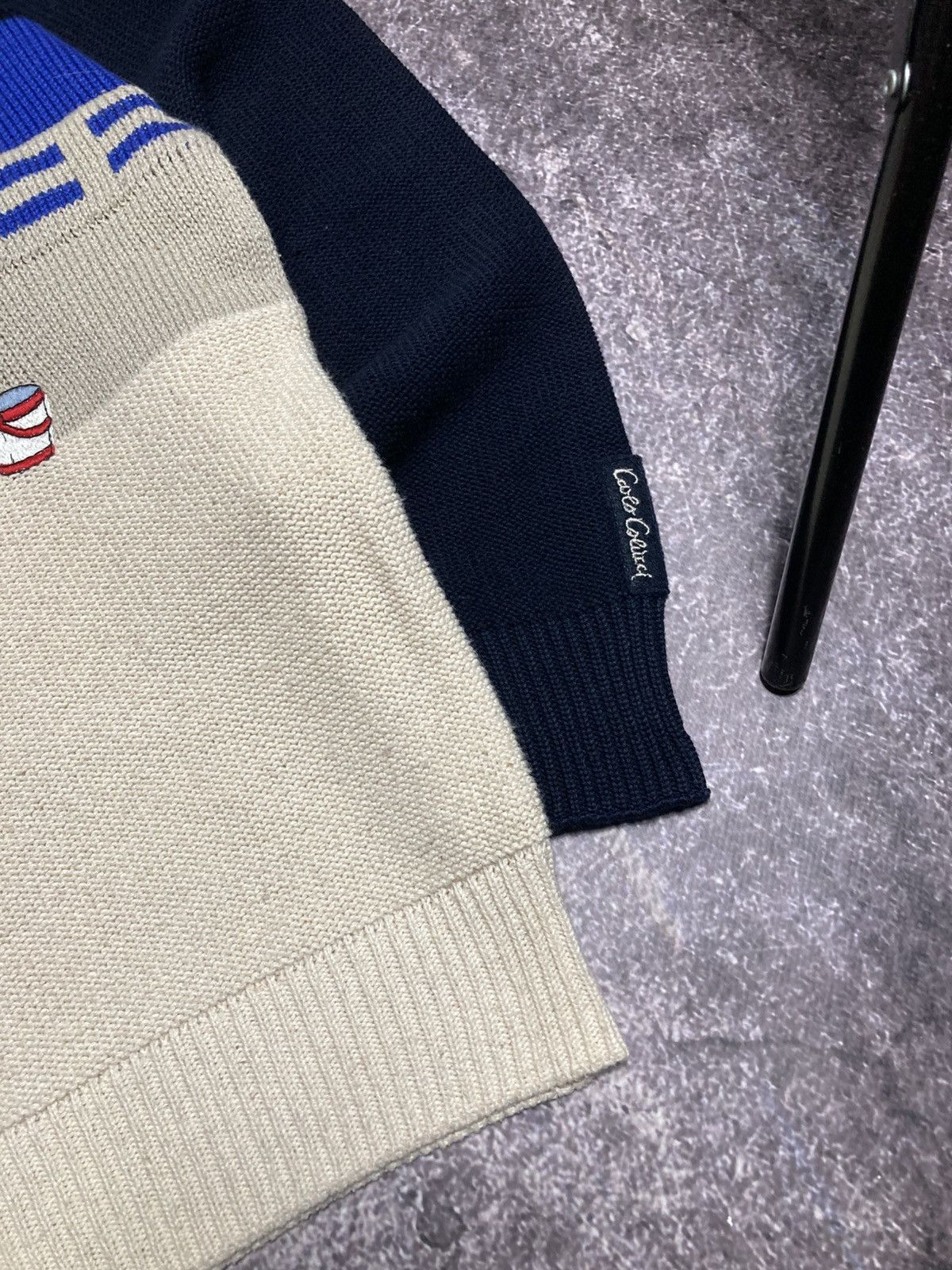 Carlo Colucci Vintage 90s Carlo Colucci Bear Navy Knit Sweater Size 48 Size US L / EU 52-54 / 3 - 2 Thumbnail