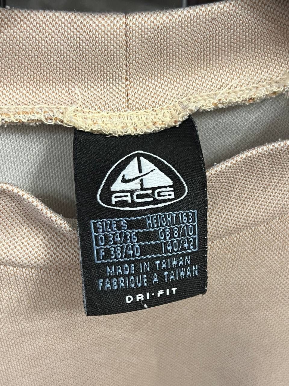 Nike Vintage Nike ACG Tech Longsleeve Gray Athletic Top Size US S / EU 44-46 / 1 - 8 Thumbnail