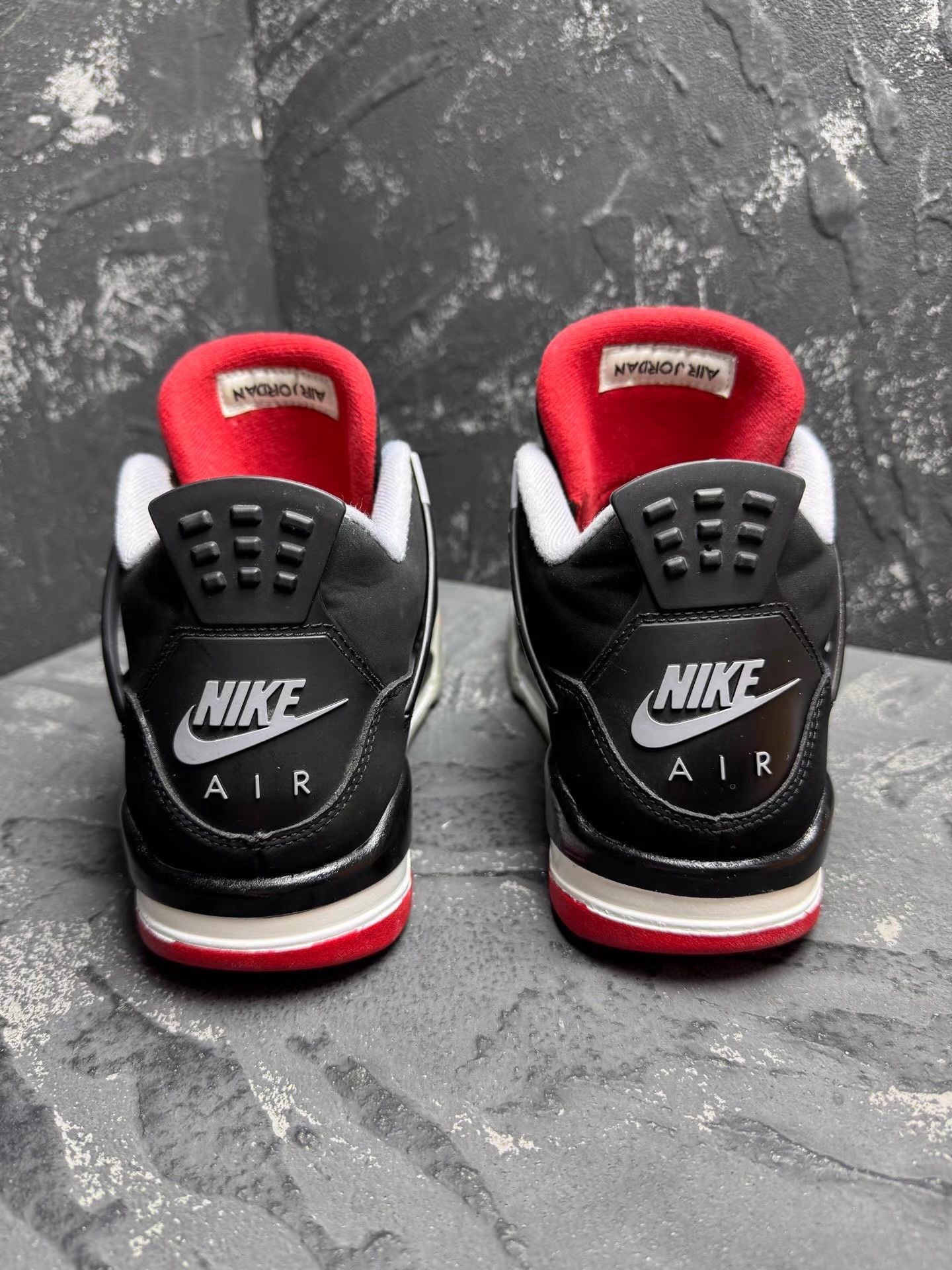 Nike Air Jordan 4 Bulls Black Red (2019) Q10 Size US 7 / EU 40 - 7 Thumbnail