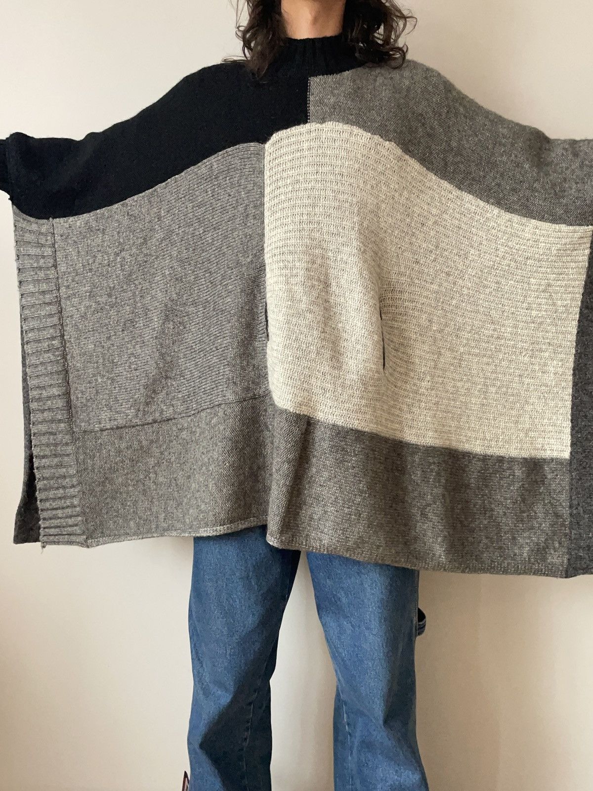 Adidas × Y-3 × Yohji Yamamoto Y-3 Yohji Yamamoto Alpaca Wool Colorblock Poncho Sweater Size US M / EU 48-50 / 2 - 3 Thumbnail