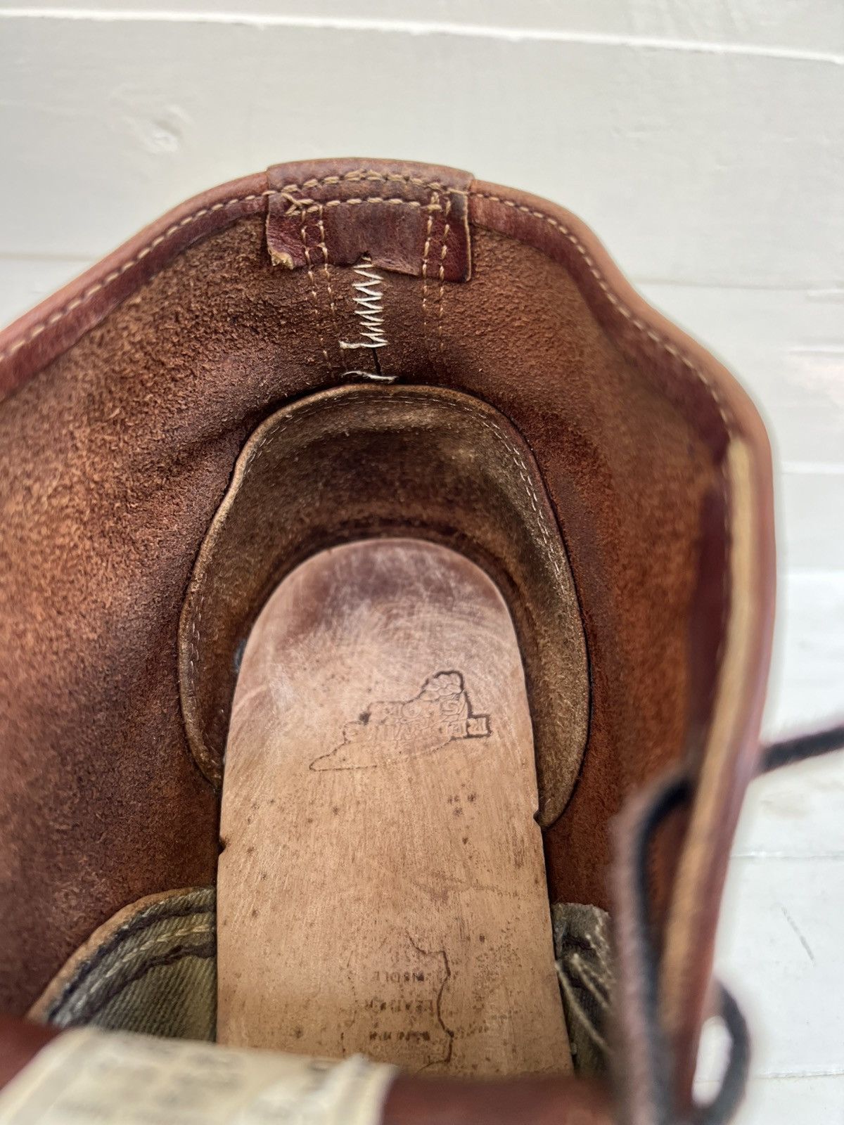 Red Wing Red Wing 3141 Chukka Briar Oil Slick Brown Leather Boots Size US 8 / EU 41 - 16 Thumbnail