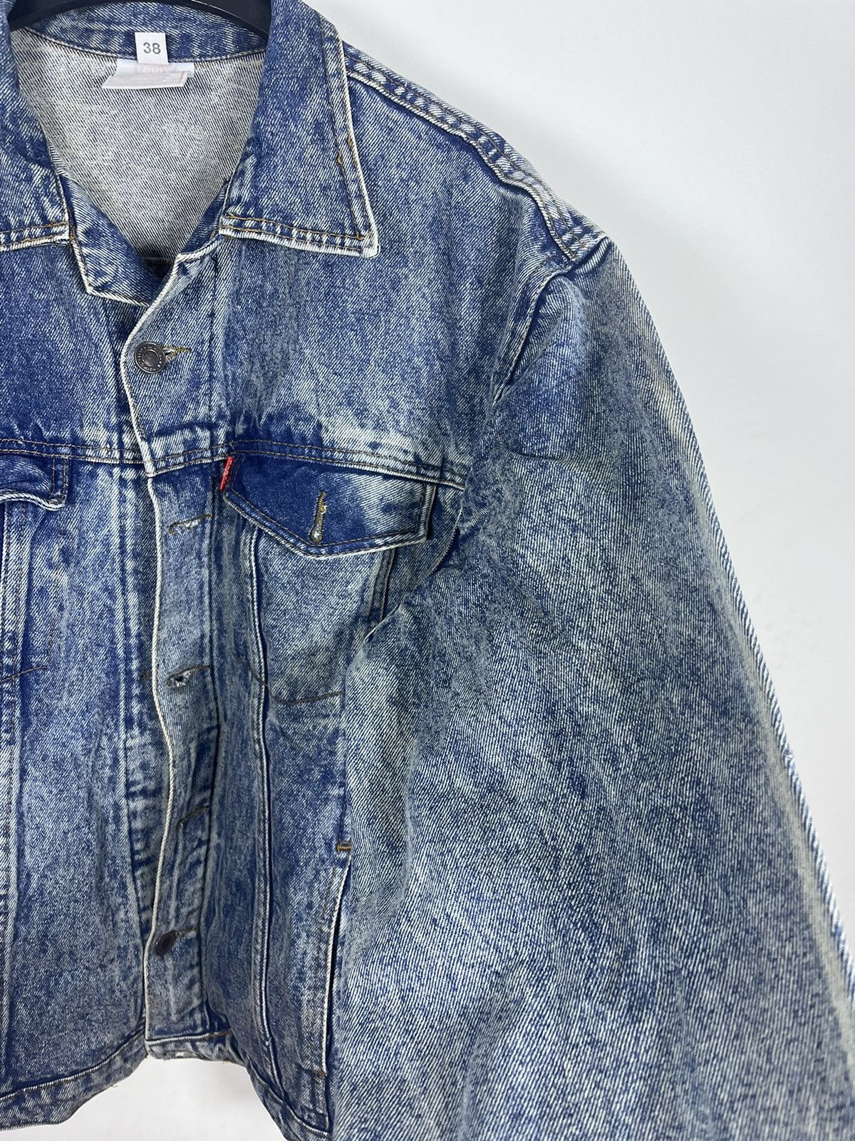 Levi's Vintage Levi’s Denim Jacket Acid Wash Jean Jacket 90’s Size US L / EU 52-54 / 3 - 9 Thumbnail