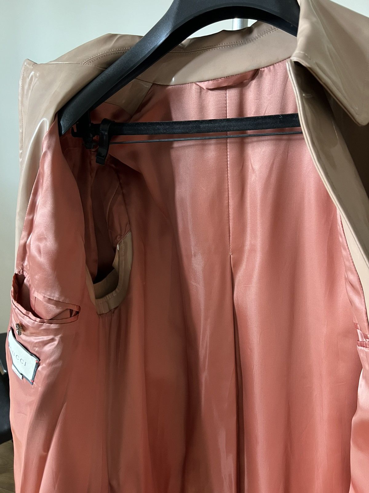 Gucci Gucci 2018 ready to wear Fall Vinyl Coat Size US L / EU 52-54 / 3 - 10 Thumbnail