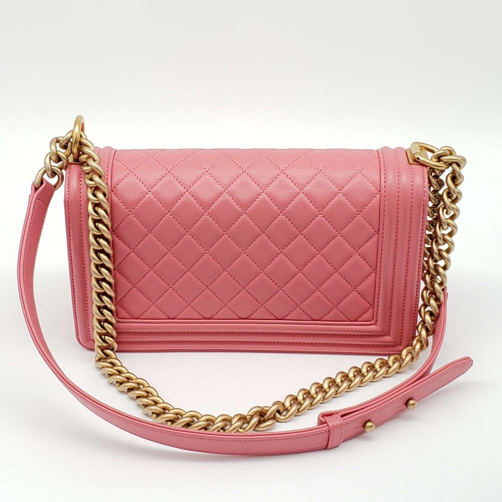 Chanel 100% Authentic CHANEL Boy Leather Shoulder Bag 2700-080524 Size ONE SIZE - 3 Thumbnail