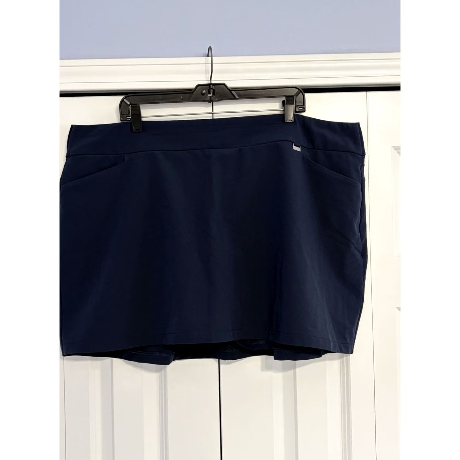 Vintage Greg Norman Women’s Skort Navy Blue 2XL Pull-On Play Dry UV Protection Short Geometric Moisture Wicking Pockets Athletic Sport Activewear Size ONE SIZE - 2 Thumbnail
