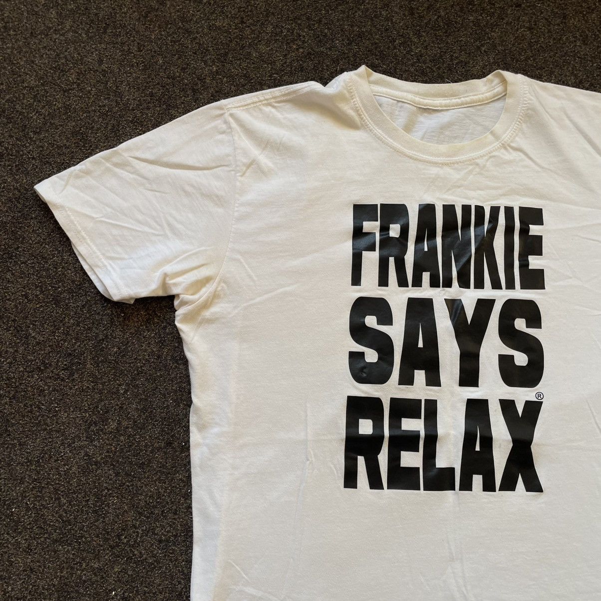 Vintage Vintage Y2K Frankie Says Relax Graphic Tee Streetwear Slim L Size US L / EU 52-54 / 3 - 2 Thumbnail